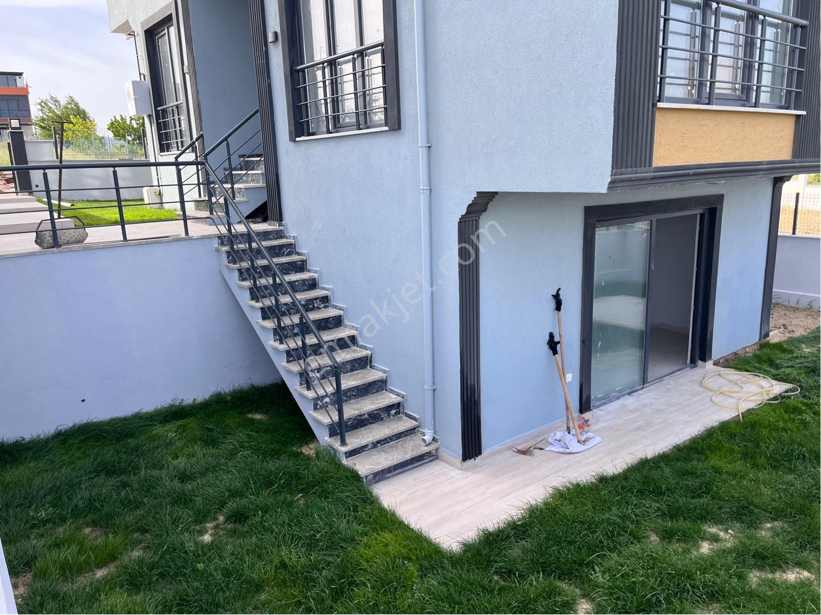 Şarköy İstiklal Mh. 4 Katlı 6+1 Full Deniz Manzaralı Müstakil Villa Satılık - Görsel 33