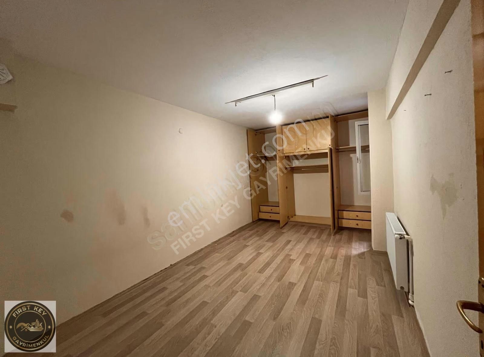 Rafetpaşa Mah. Doğalgazlı Kiralık 2+1 - Görsel 13