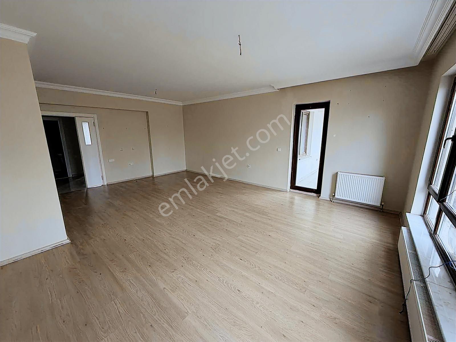 Kırkkonaklar'da Boş Site İçinde 8 Katta Manzaralı 4+1 Satılık - Görsel 9