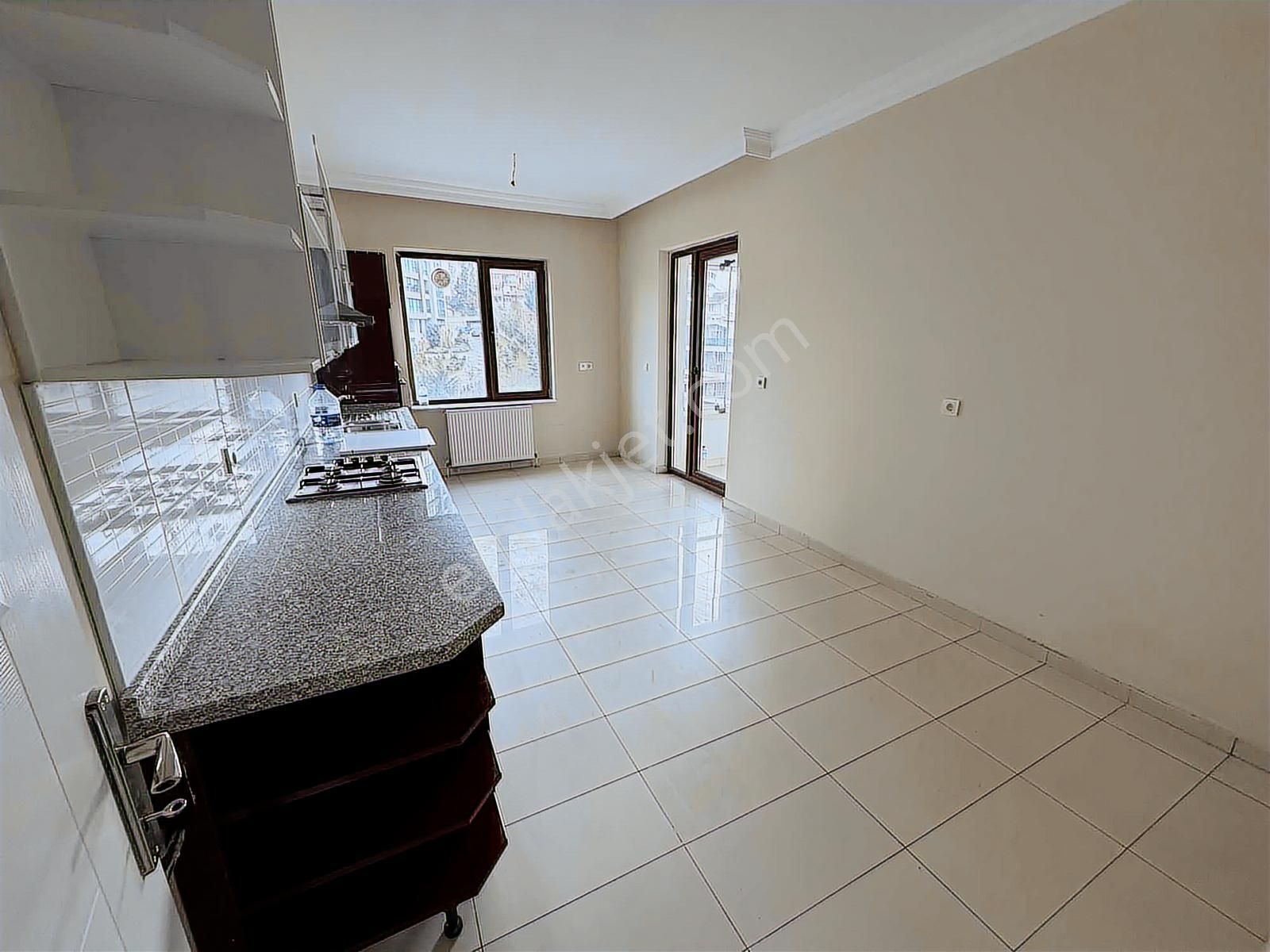 Kırkkonaklar'da Boş Site İçinde 8 Katta Manzaralı 4+1 Satılık - Görsel 26