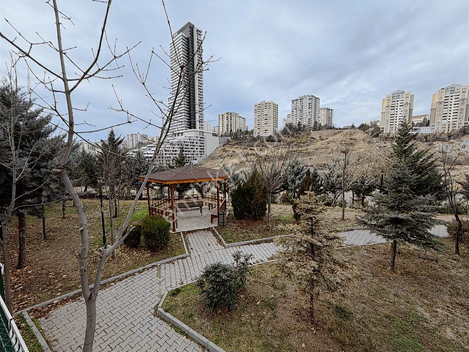 Kırkkonaklar'da Boş Site İçinde 8 Katta Manzaralı 4+1 Satılık - Görsel 17