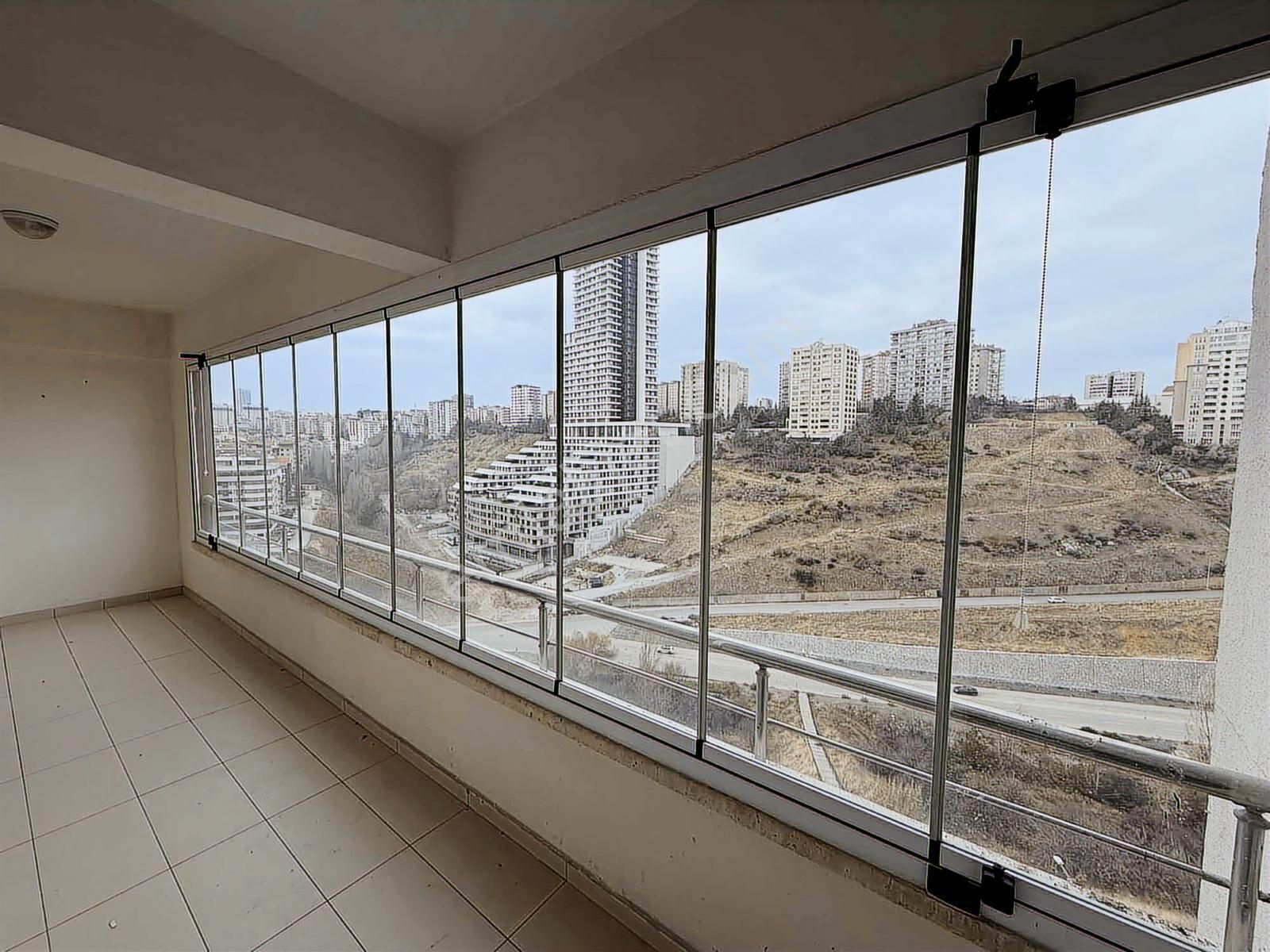 Kırkkonaklar'da Boş Site İçinde 8 Katta Manzaralı 4+1 Satılık - Görsel 25