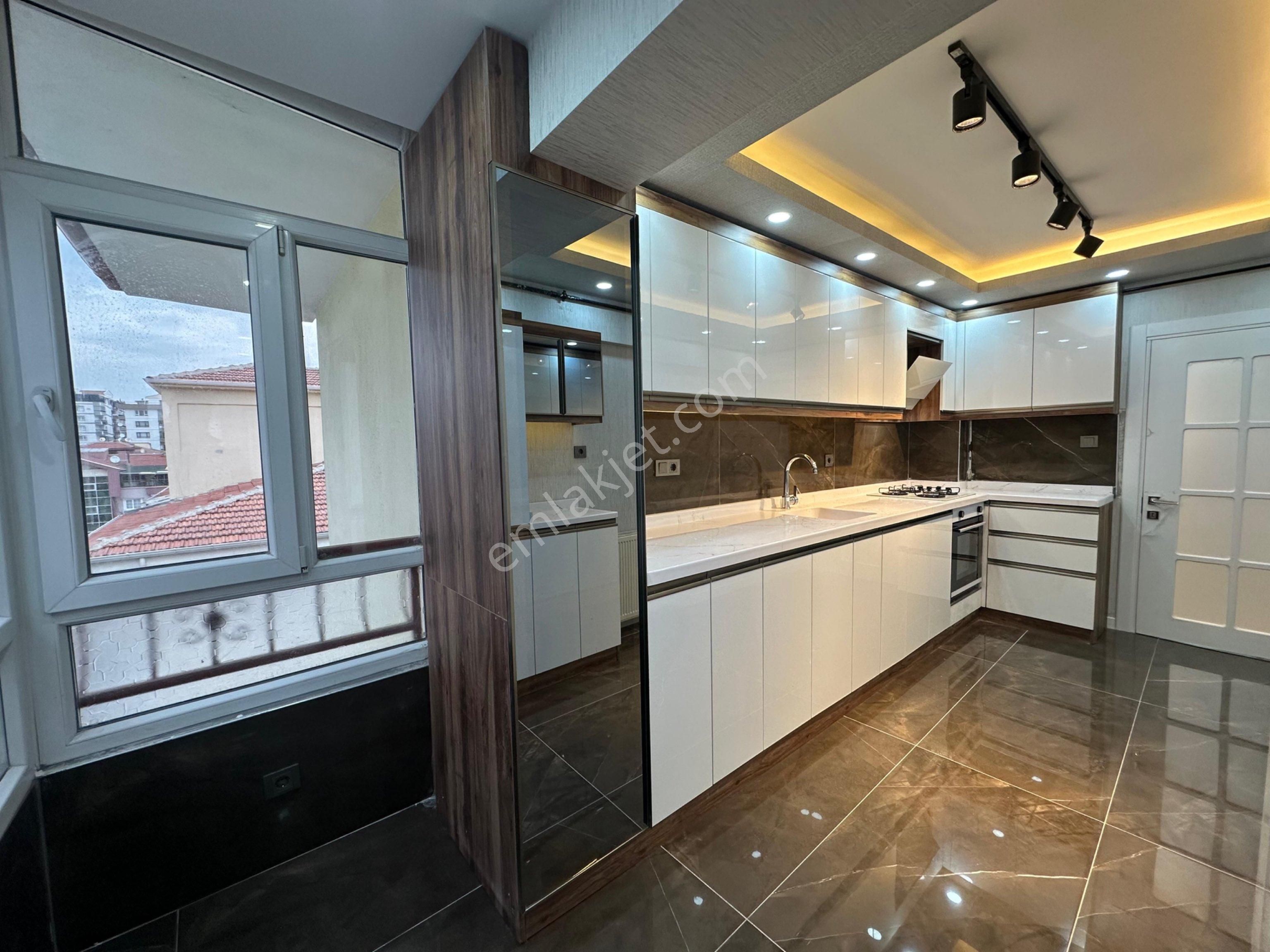 Etimesgut Süvari Mah. Gimsa Yürüme Mesafesi Lüks 110m2 3+1 Daire - Görsel 7