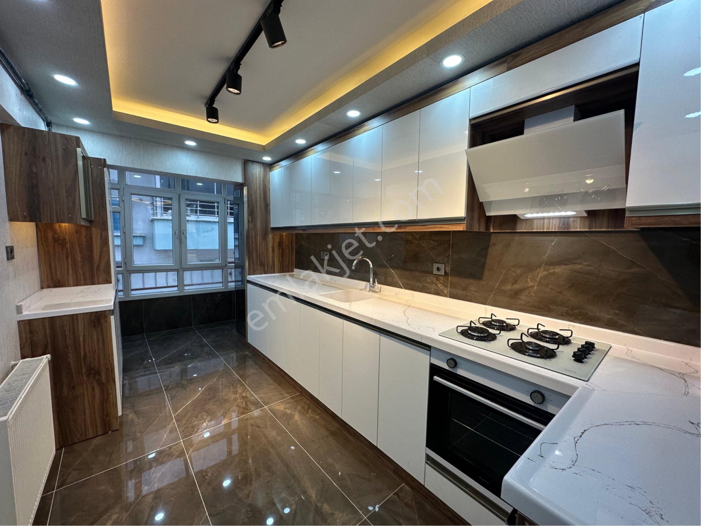 Etimesgut Süvari Mah. Gimsa Yürüme Mesafesi Lüks 110m2 3+1 Daire