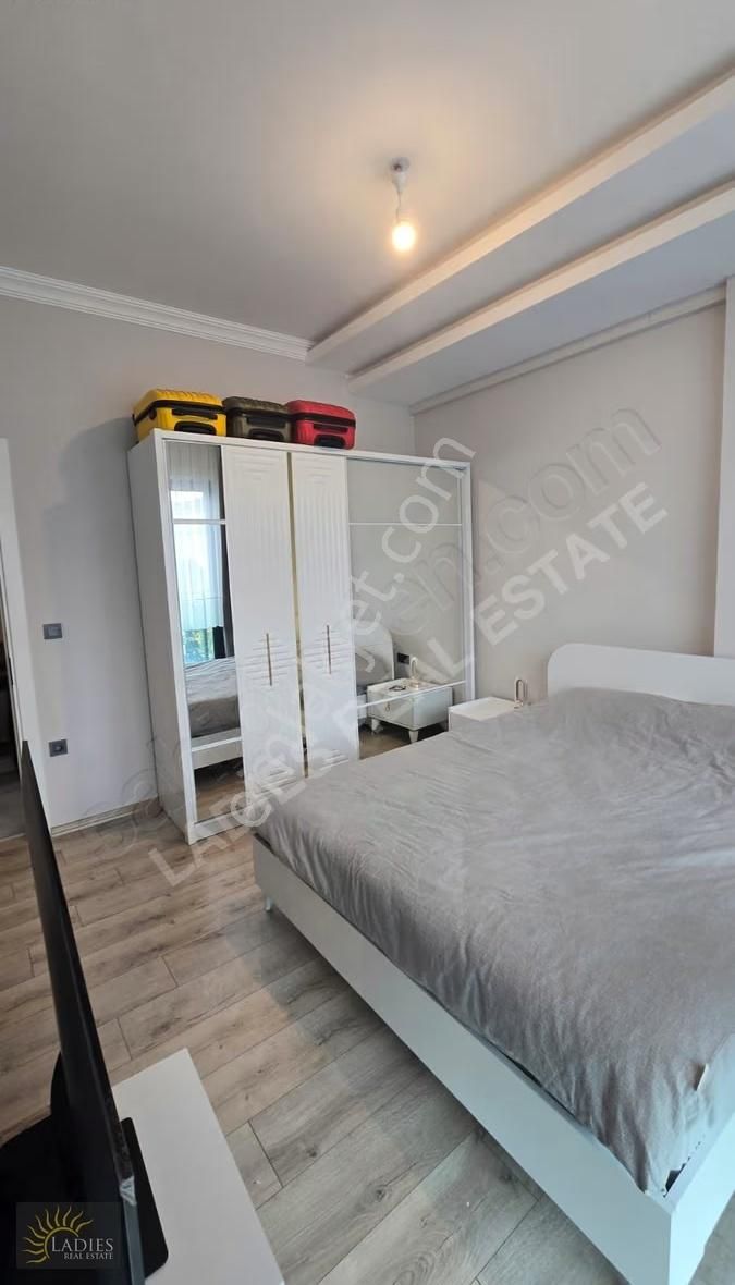 Ladies Emlaktan Karaçalıda Havuzlu 2+1 Satılık Villa - Görsel 23