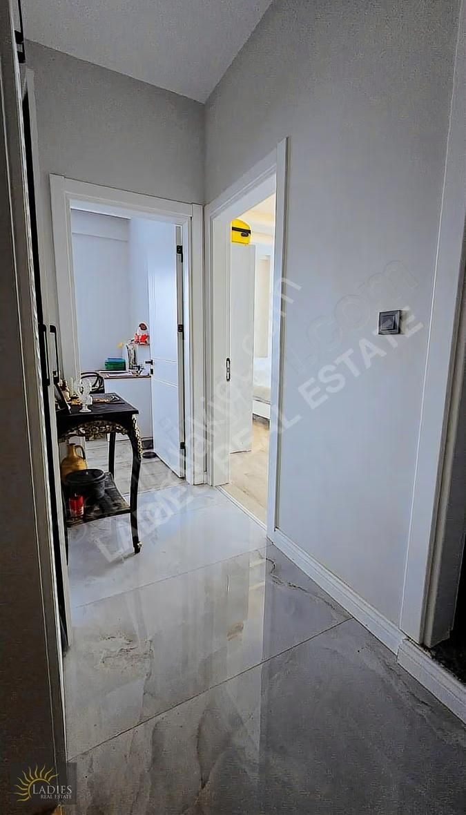 Ladies Emlaktan Karaçalıda Havuzlu 2+1 Satılık Villa - Görsel 16