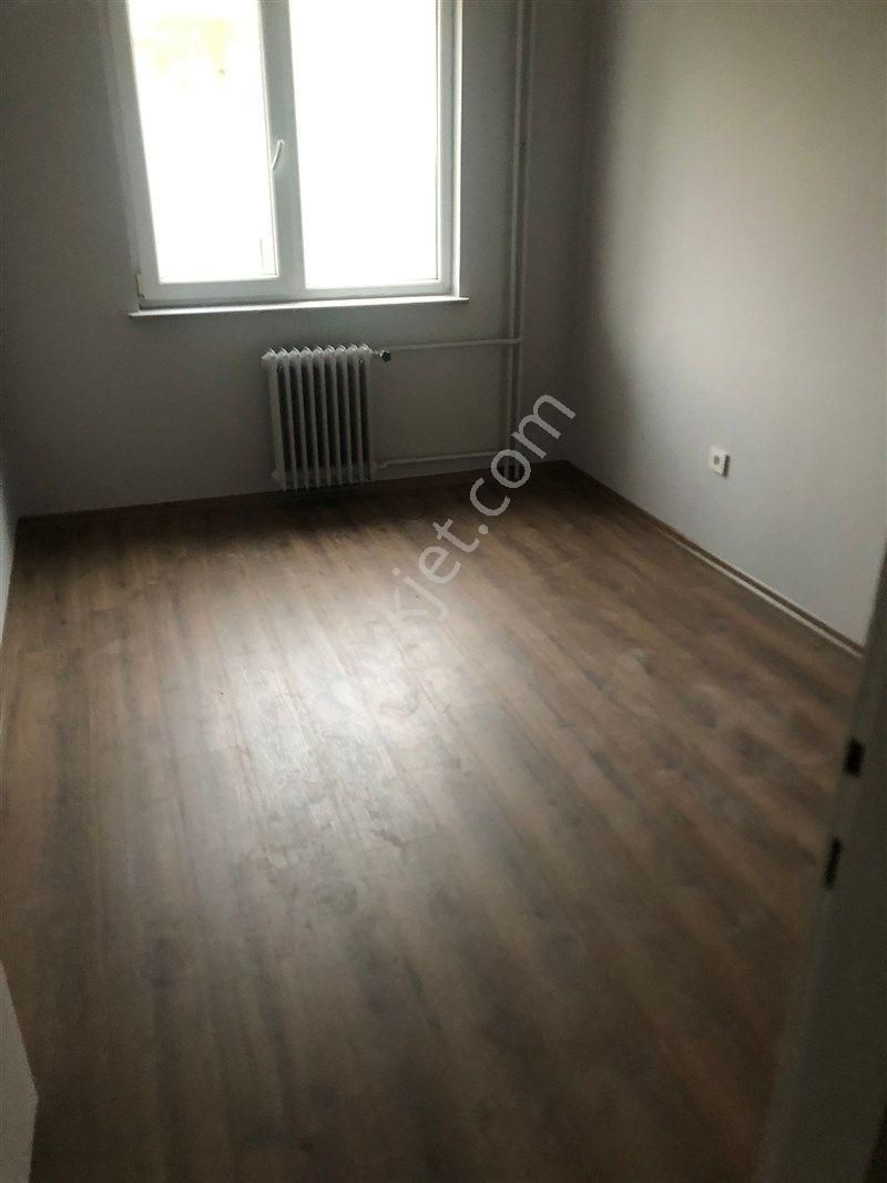 Osmangazi Çekirge'de Dolmuşa Yakın 3+1 Kiralık Daire - Görsel 5