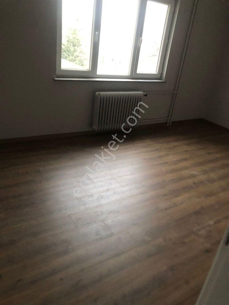 Osmangazi Çekirge'de Dolmuşa Yakın 3+1 Kiralık Daire - Görsel 8