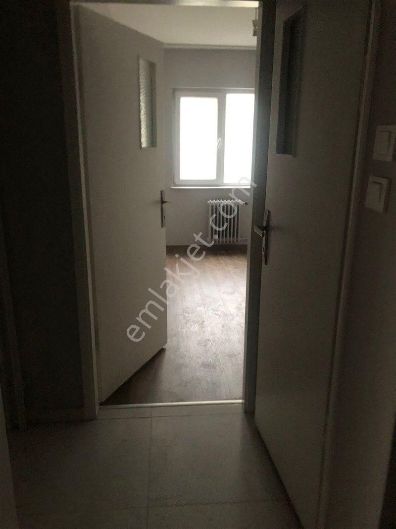 Osmangazi Çekirge'de Dolmuşa Yakın 3+1 Kiralık Daire - Görsel 29
