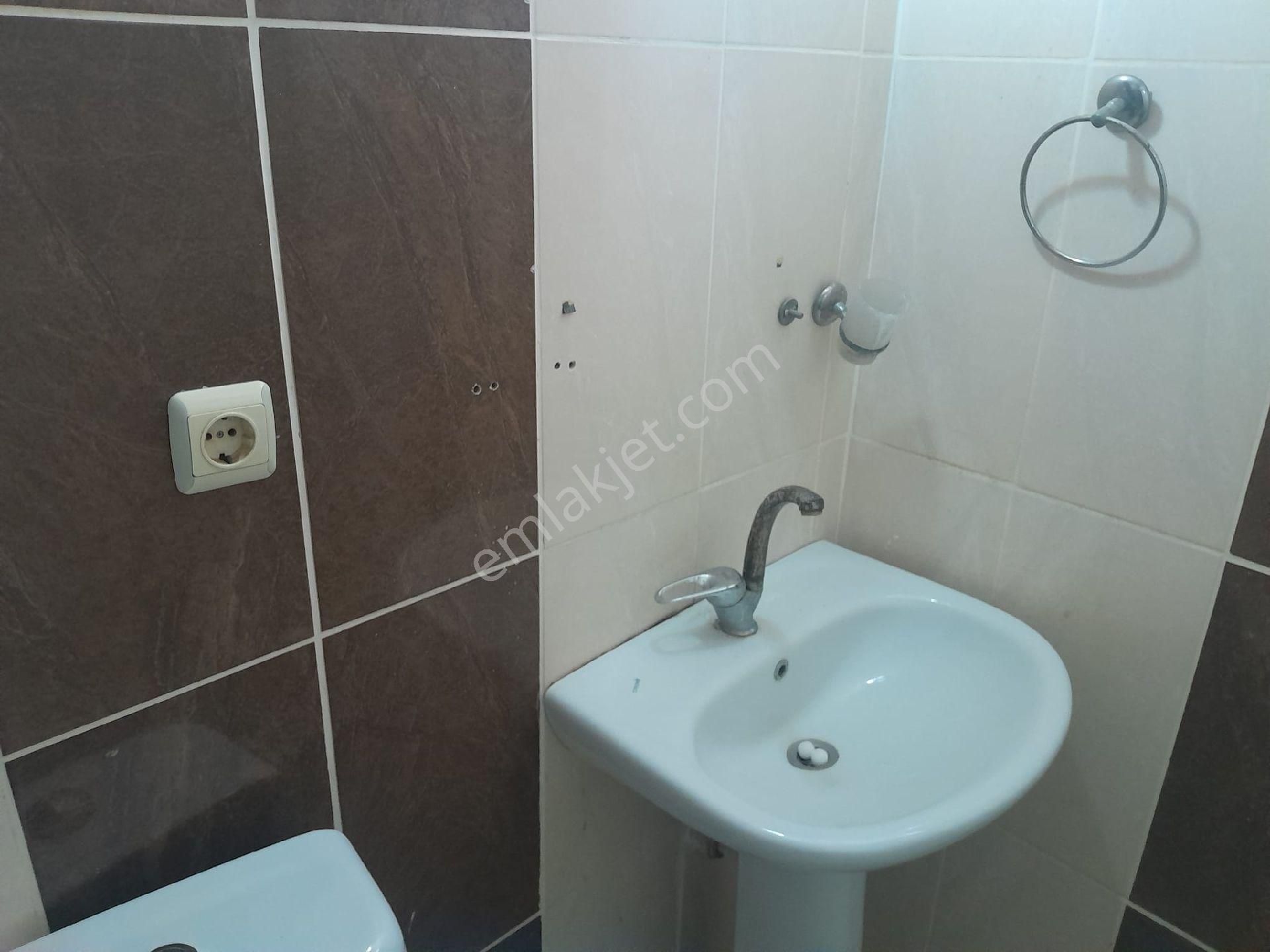 Adana Çukurova Beyaz Evler Mahallesi Eşyalı Daire 1/0 - Görsel 3