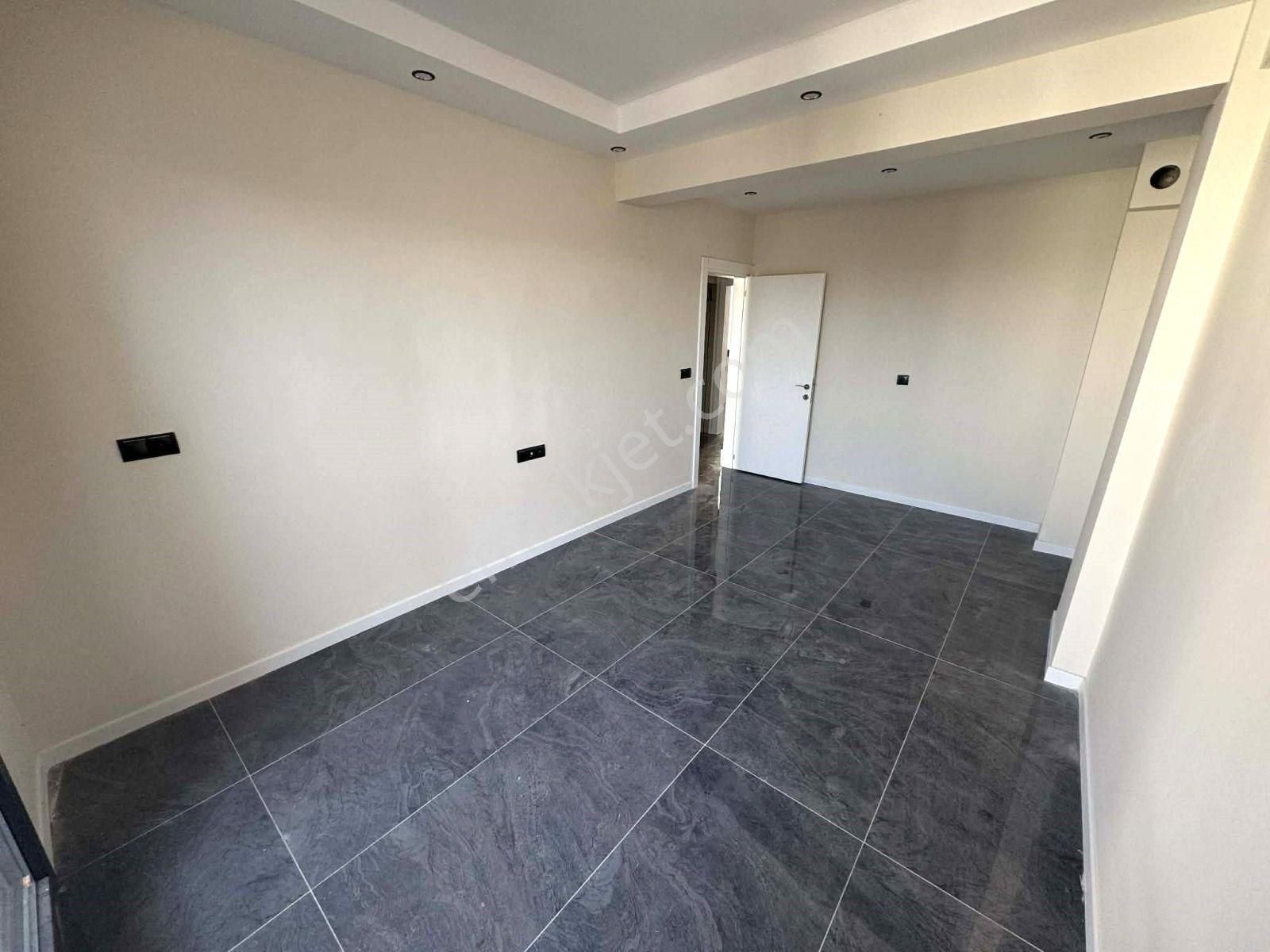 İlbadı Mahallesinde Sıfır Son Kalan 1 Uygun Daireler Alan Kazanır - Görsel 17