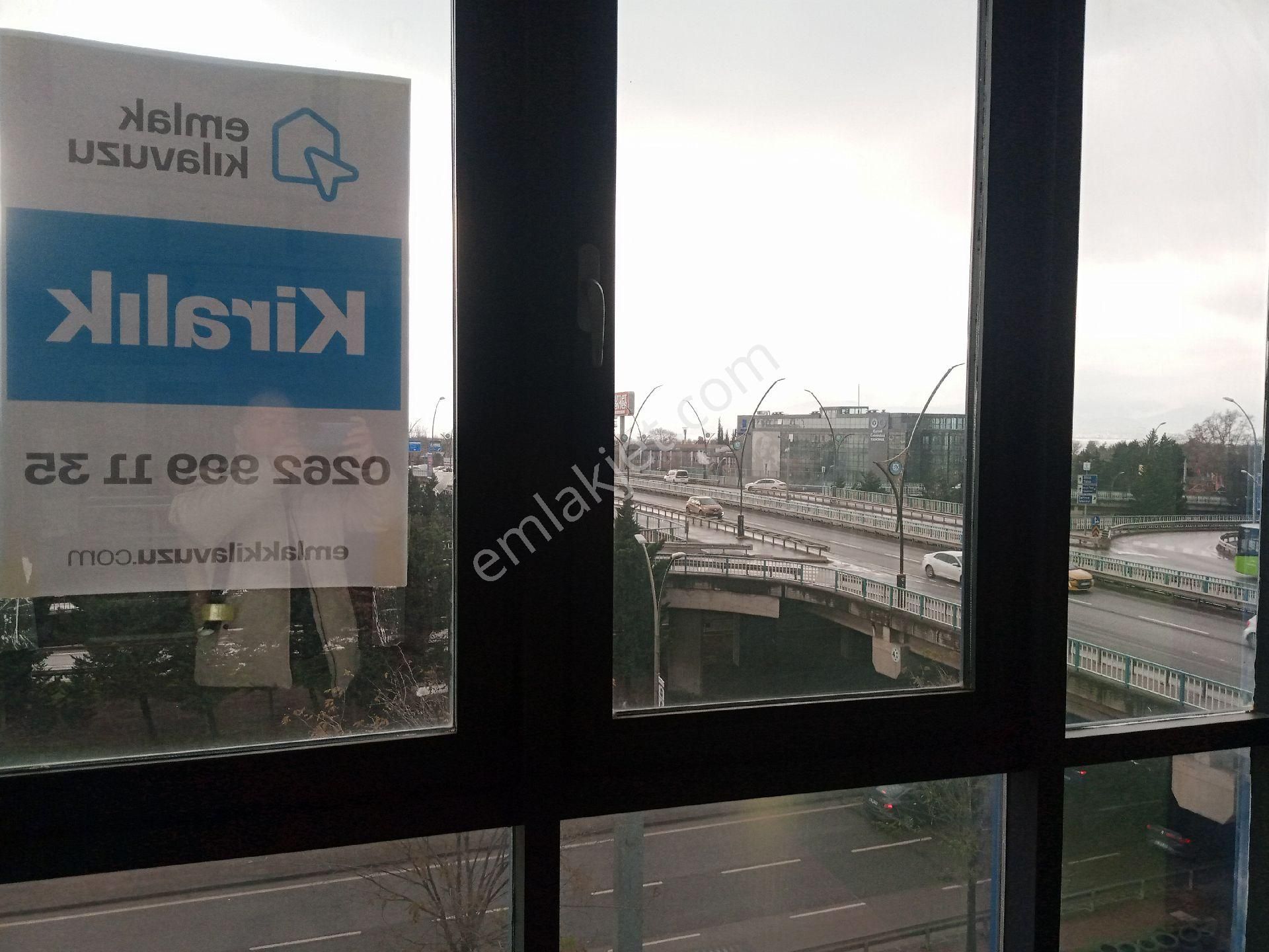 İzmit Merkezde İstanbul Yolu Cepheli Kiralık Ofis / Büro - Görsel 10