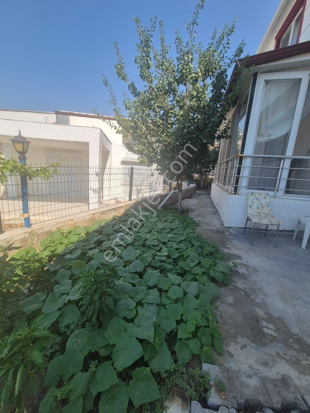 Masrafsız Havuzlu 3+1 Sitede Villa - Görsel 7