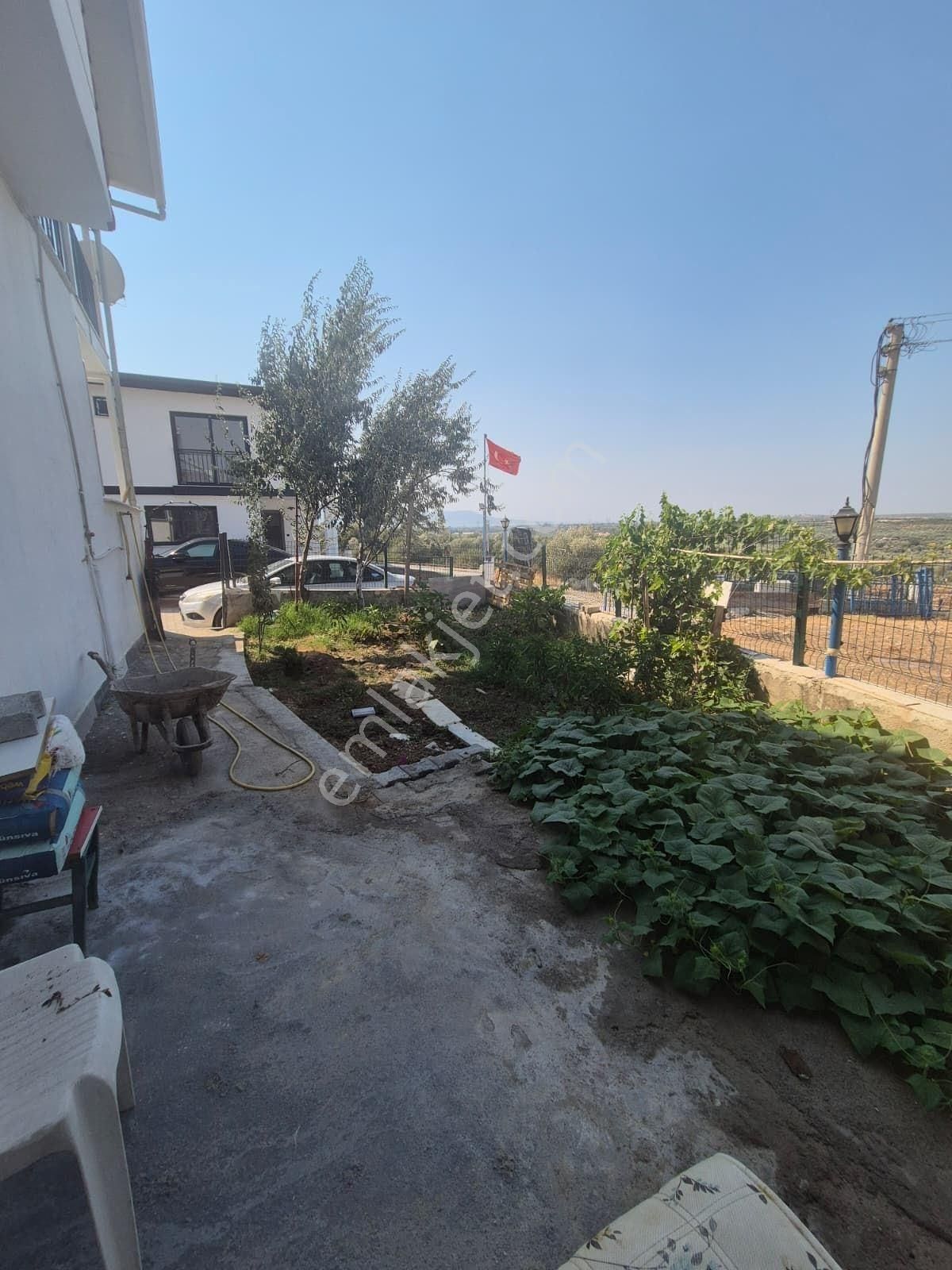 Masrafsız Havuzlu 3+1 Sitede Villa - Görsel 9