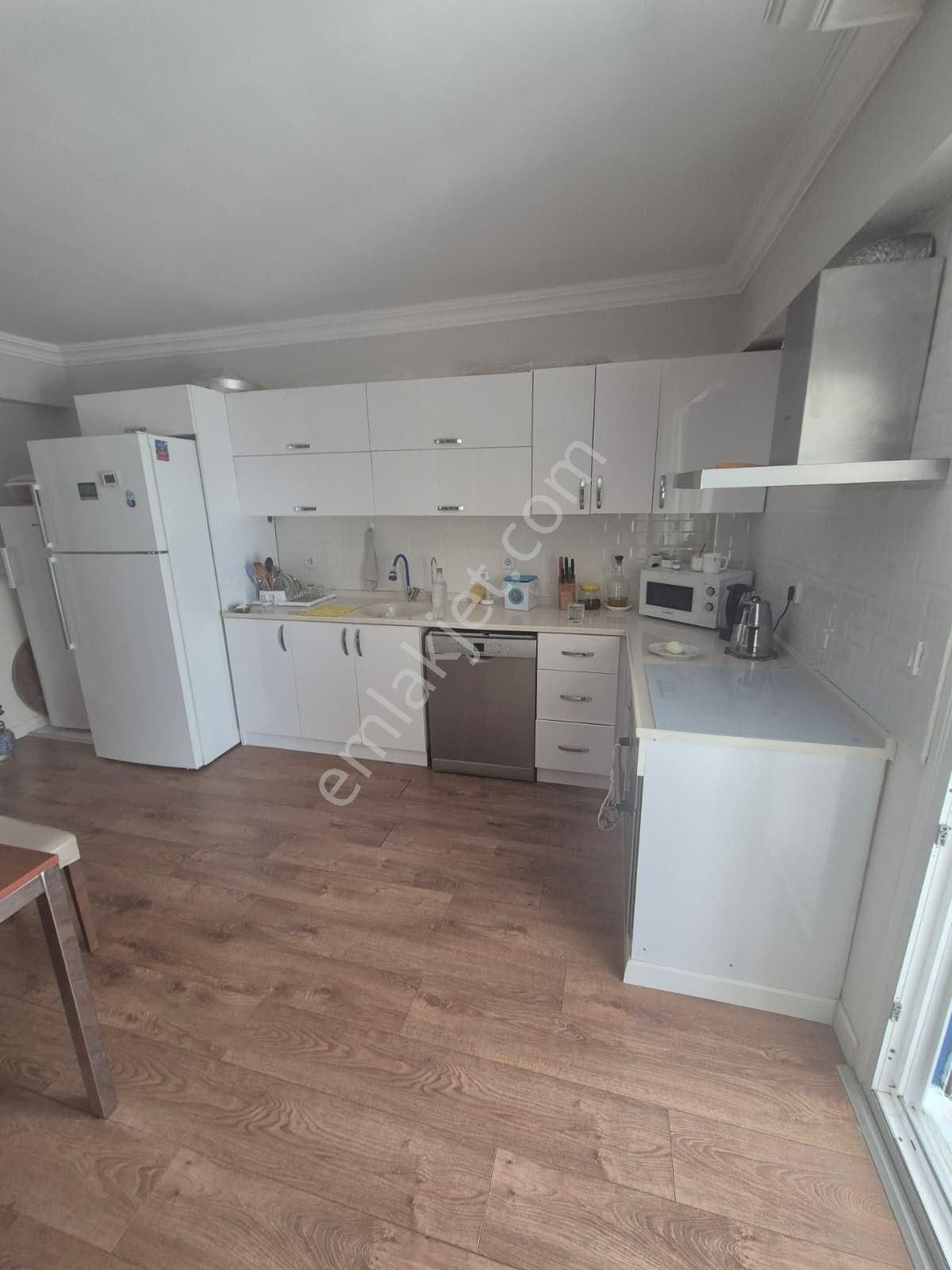 Masrafsız Havuzlu 3+1 Sitede Villa - Görsel 34