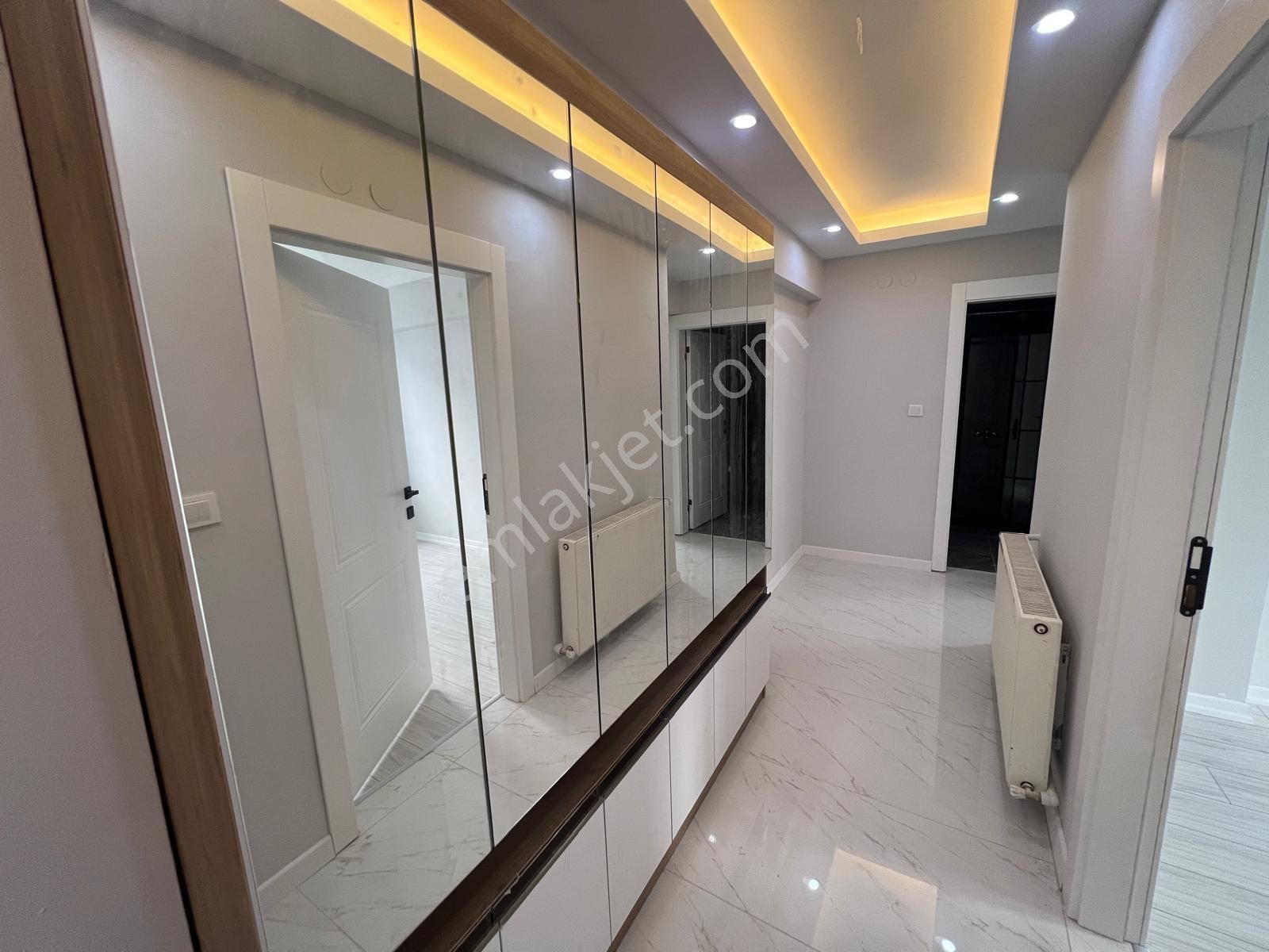 Elvankent Topçu'da Ara Kat Ön Cephe Yeni Yapılı 110m2 3+1 Daire - Görsel 18