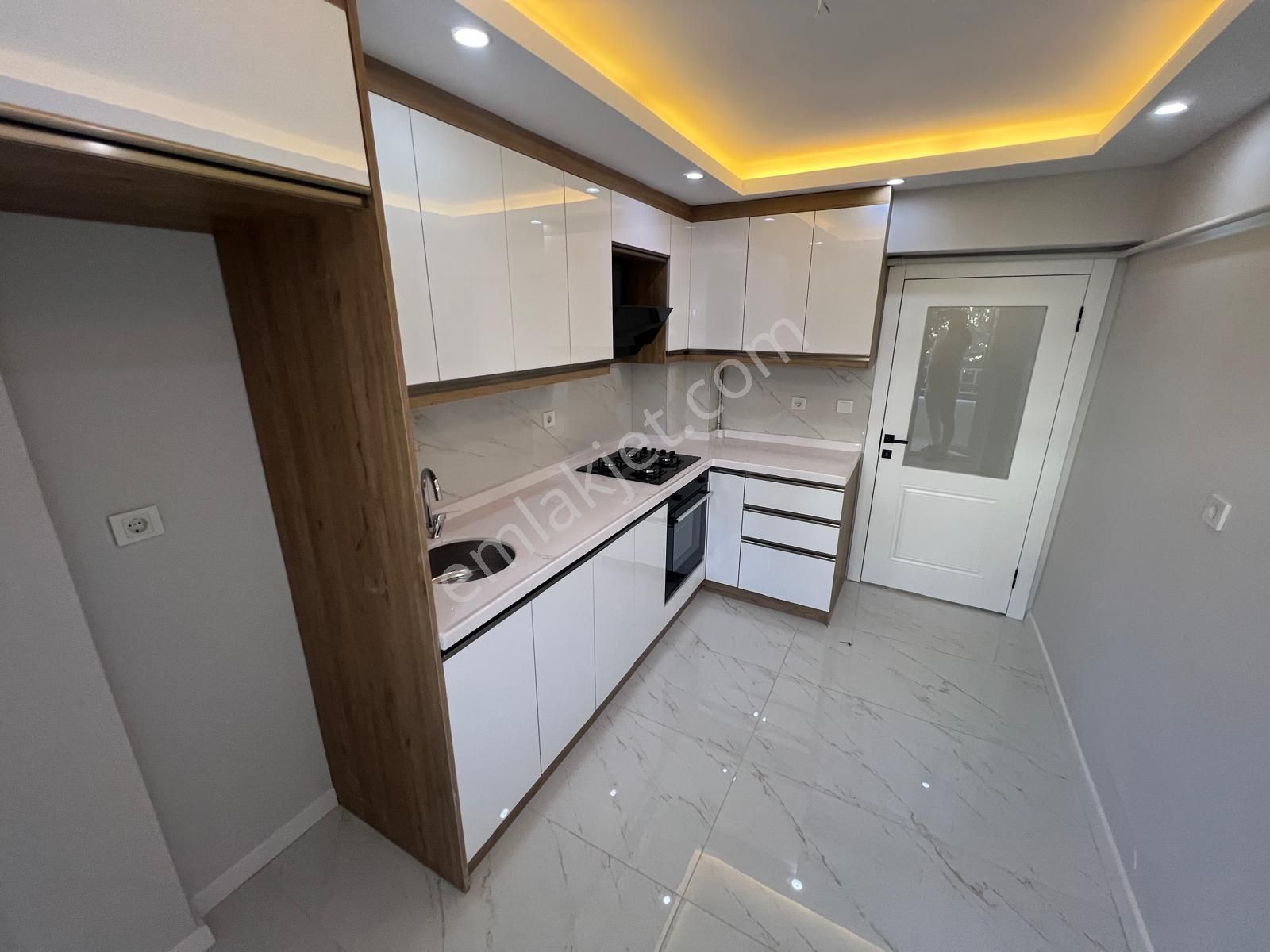 Elvankent Topçu'da Ara Kat Ön Cephe Yeni Yapılı 110m2 3+1 Daire - Görsel 7