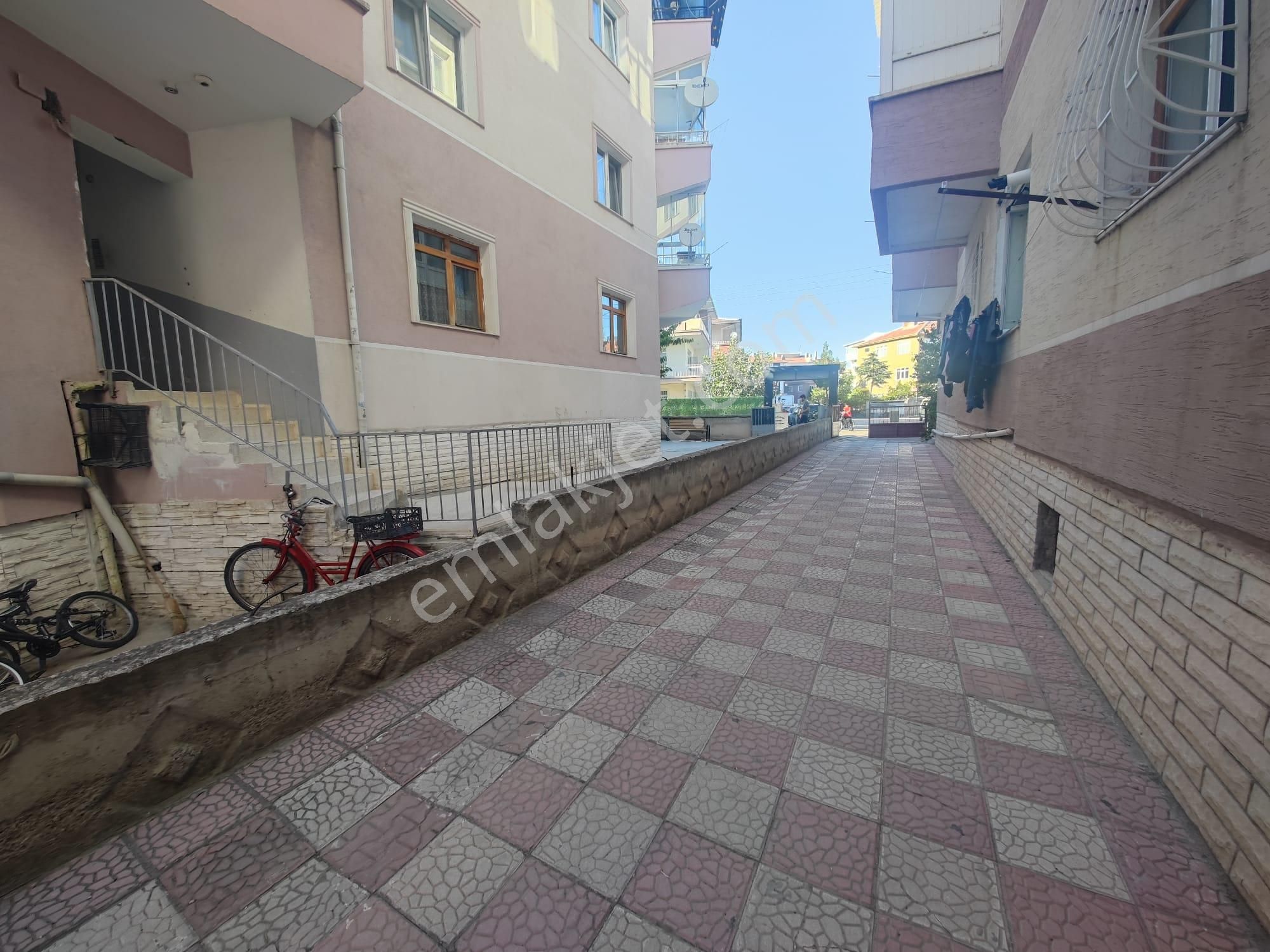 Sincan Akşemsettin Mh De 3+1 Bağımsız Ara Katta Deprem Projeli Daire - Görsel 3
