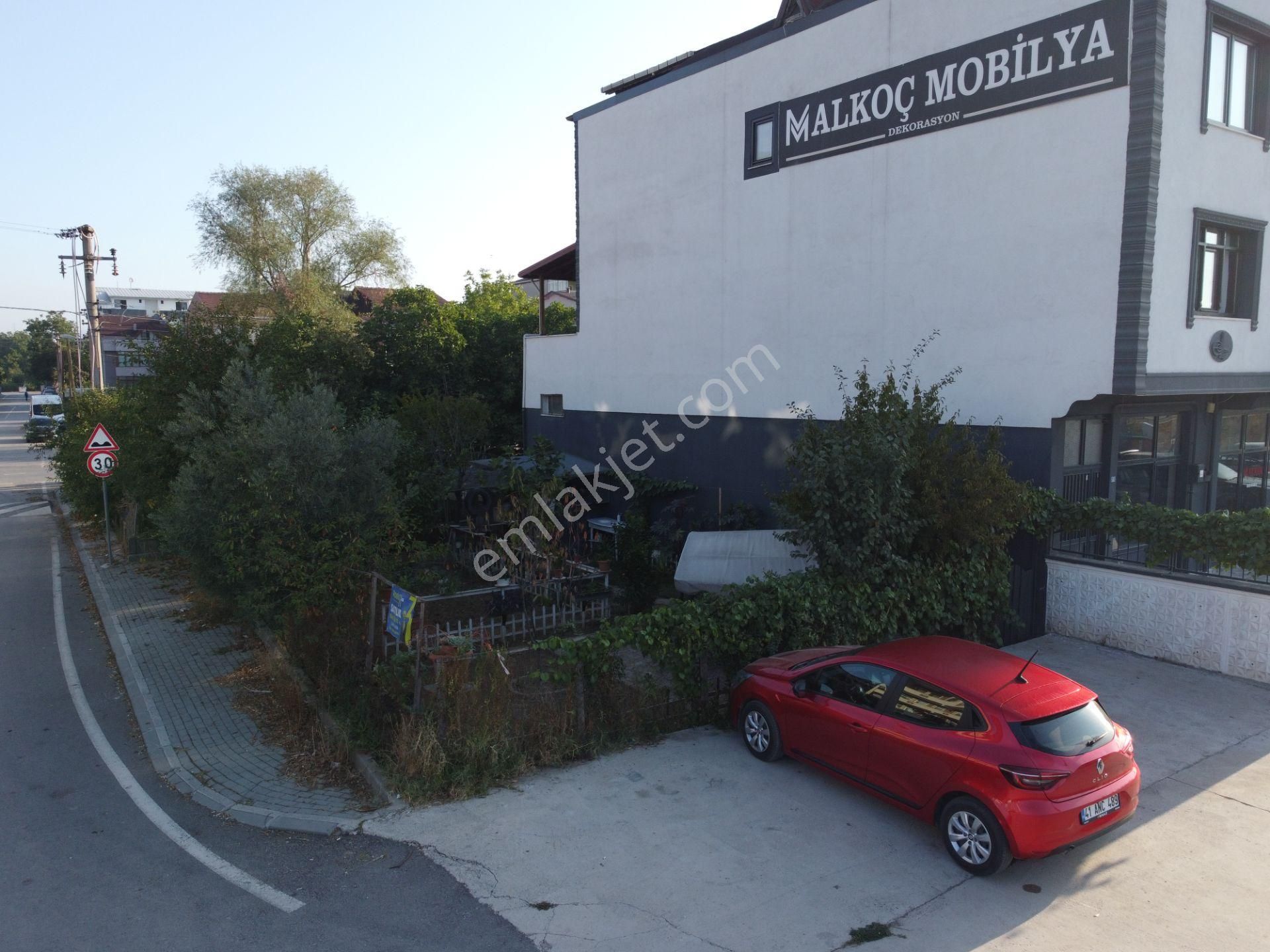 Kartepe Dumlupınar Mah Satılık T3 Ticari İmarlı Köşe Parsel Arsa - Görsel 4
