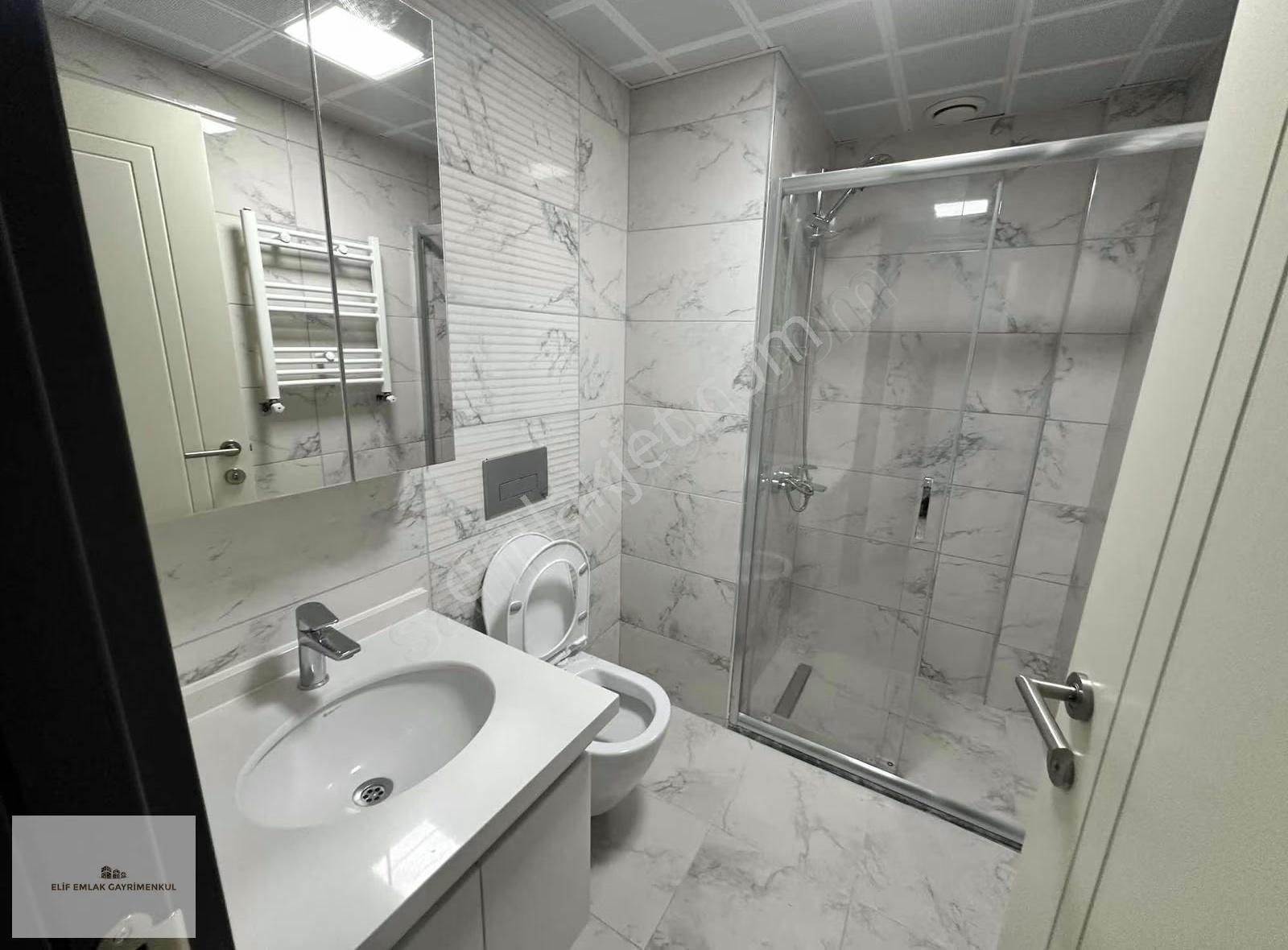 Elif Emlaktan Mari Vadi Evlerinde Kiralık 3+1 Daire - Görsel 7