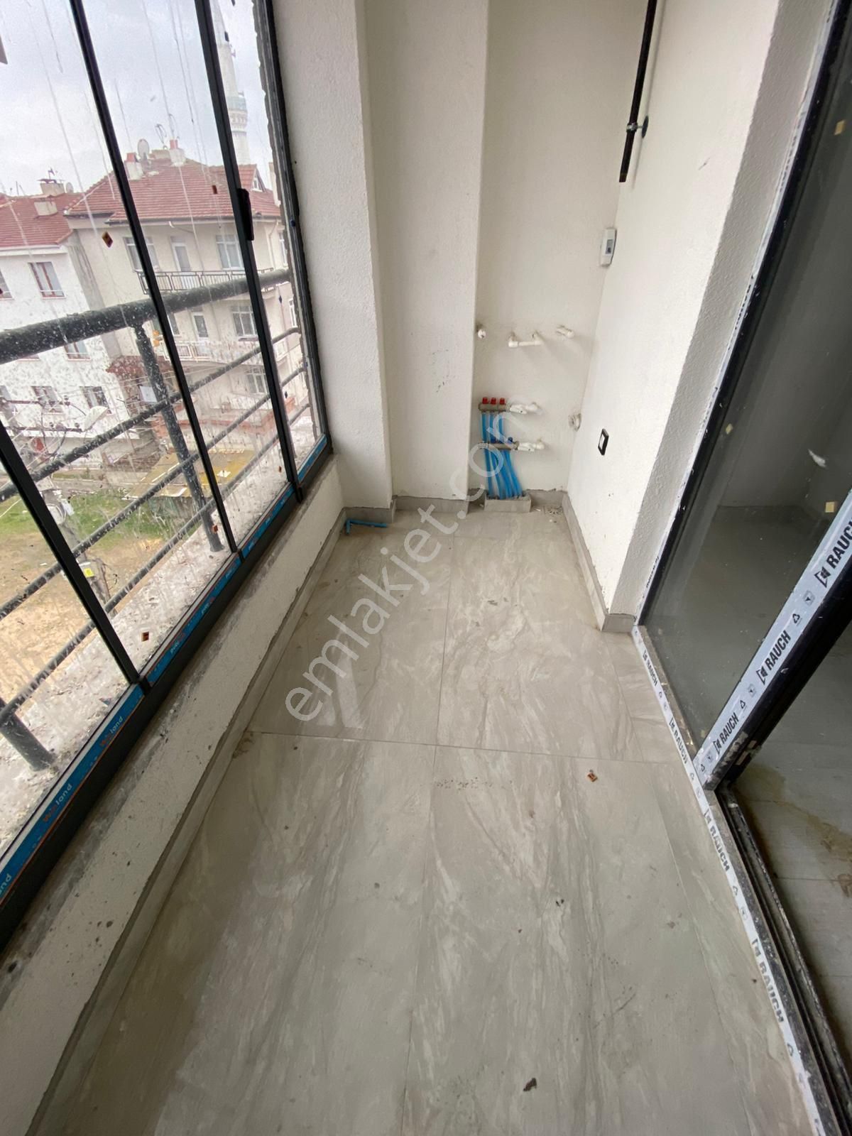 Çamlıca Mahallesi Adar Camii Yakınında 2+0 Satılık Sıfır Daire - Görsel 5