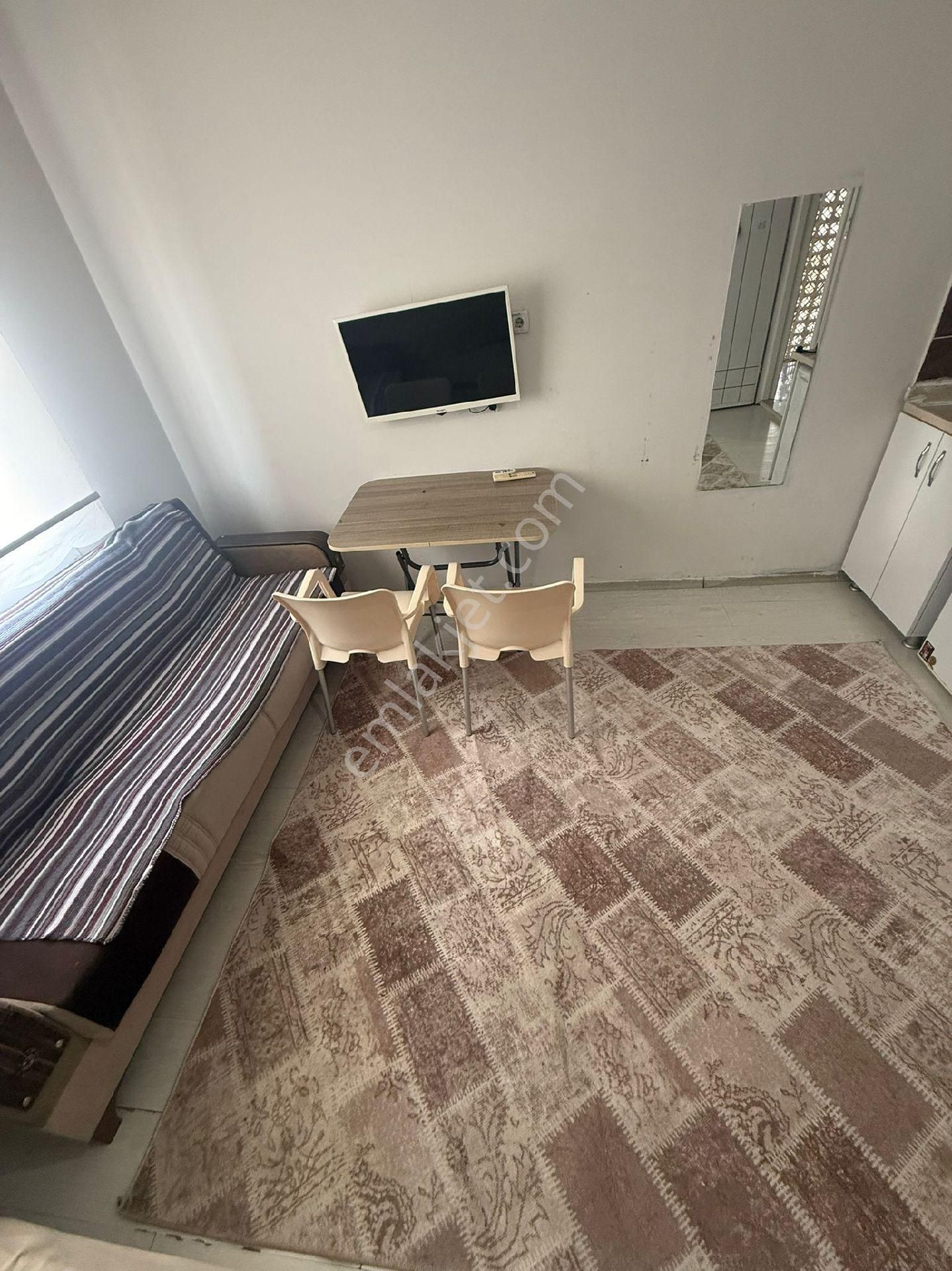 Baraj Yoluda Kiralık Eşyalı Daire Geniş Oturumlu 1+0 - Görsel 3