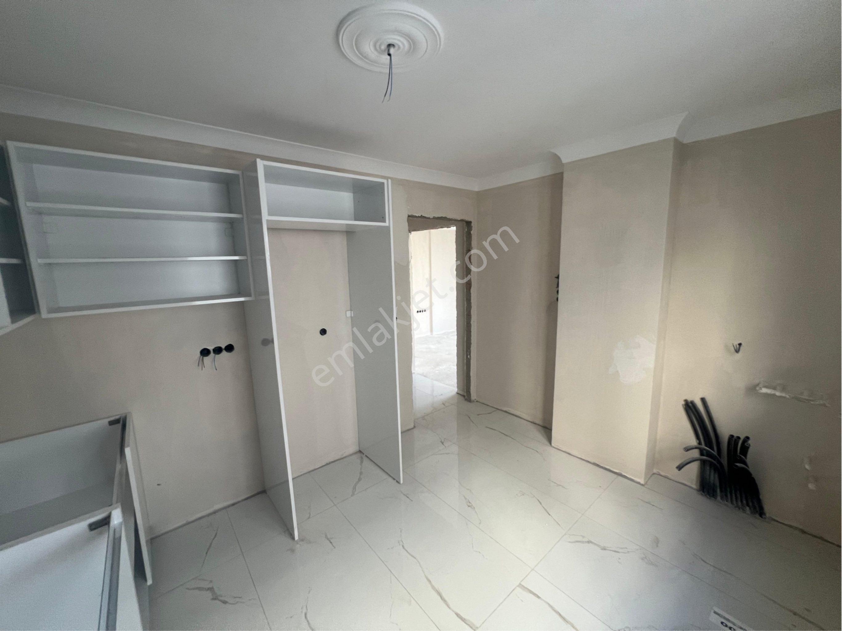 Çayırova Akse Kapalı Pazarın Dibinde 2+1 Asansörlü Arakat - Görsel 15