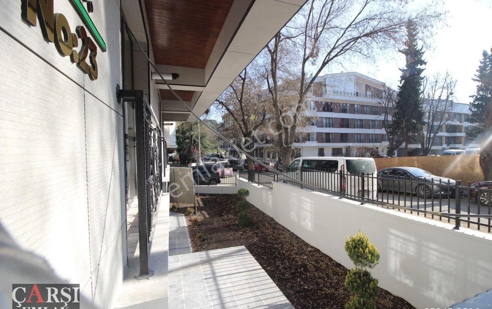 Çarşı"dan Köşe Parsel Bahçe Teras Kullanımlı Şık 3 Cepheli - Görsel 5