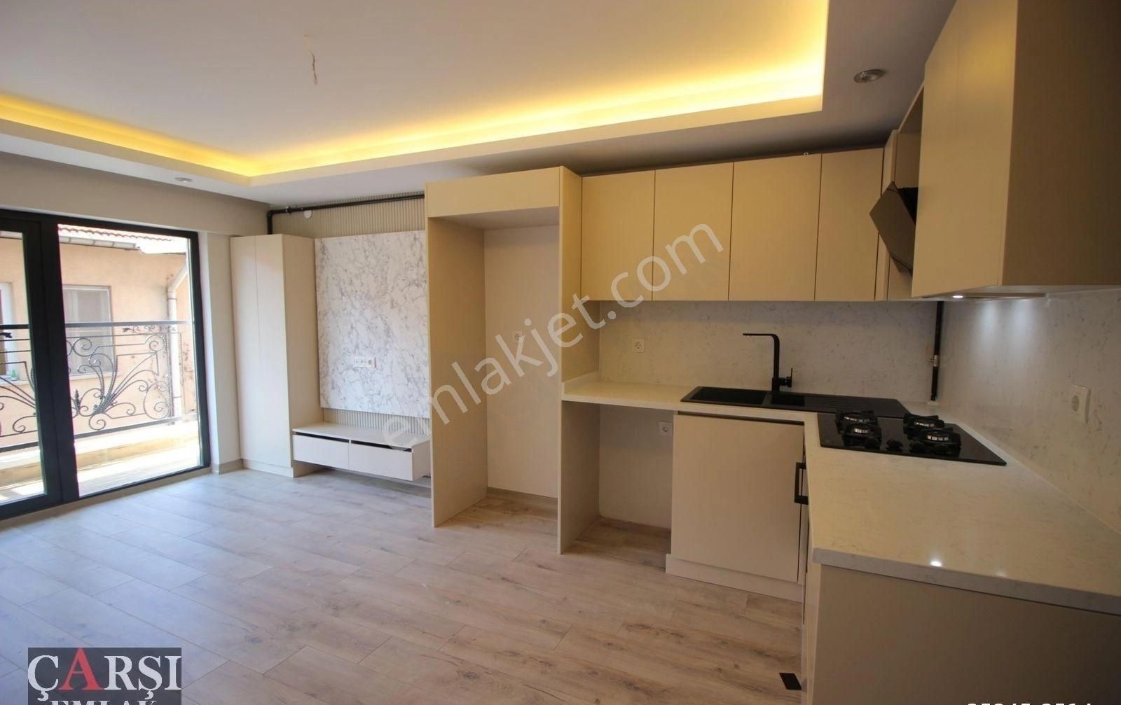 Çarşı"dan Köşede Sıfır Binada Ara Kat Başkent Hast Adım Mesafesinde - Görsel 9