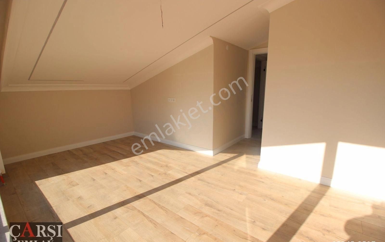 Çarşı"dan Sıfır Binada Ön Cephede Balkonlu Ve Teraslı Dubleks - Görsel 11