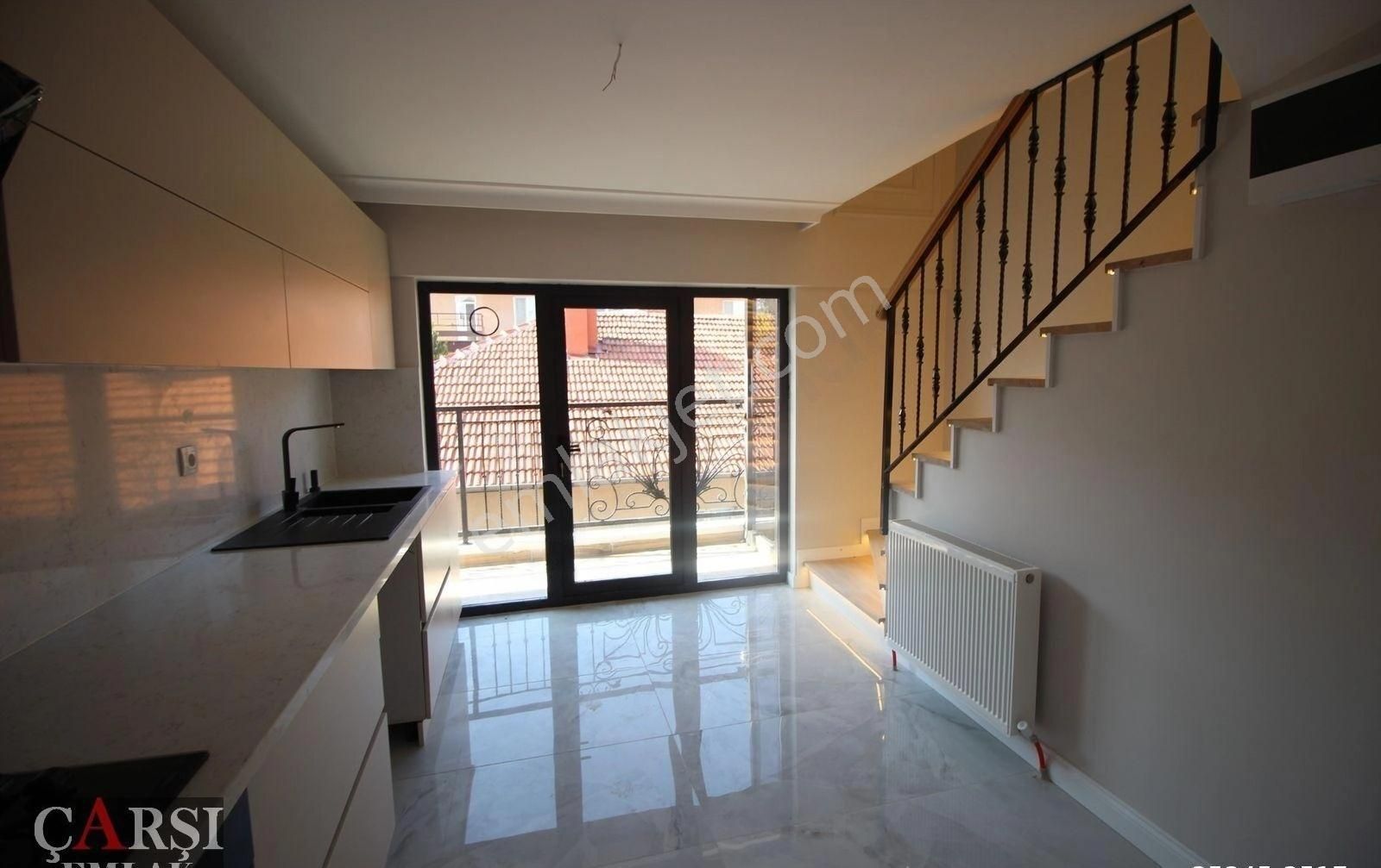 Çarşı"dan Sıfır Binada Ön Cephede Balkonlu Ve Teraslı Dubleks - Görsel 18