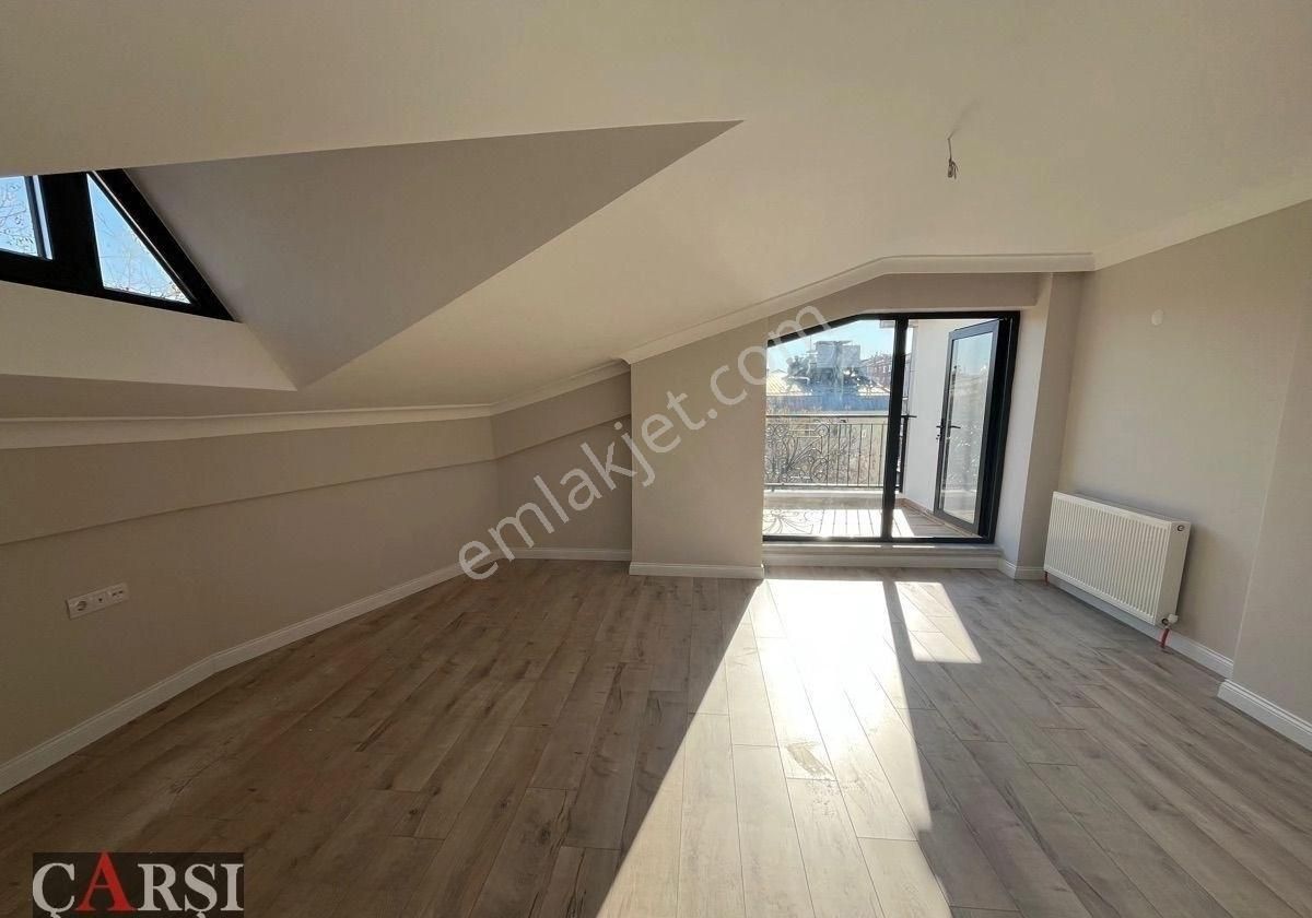 Çarşı”dan Köşe Parselde Manzaralı Dubleks Teras - Görsel 7