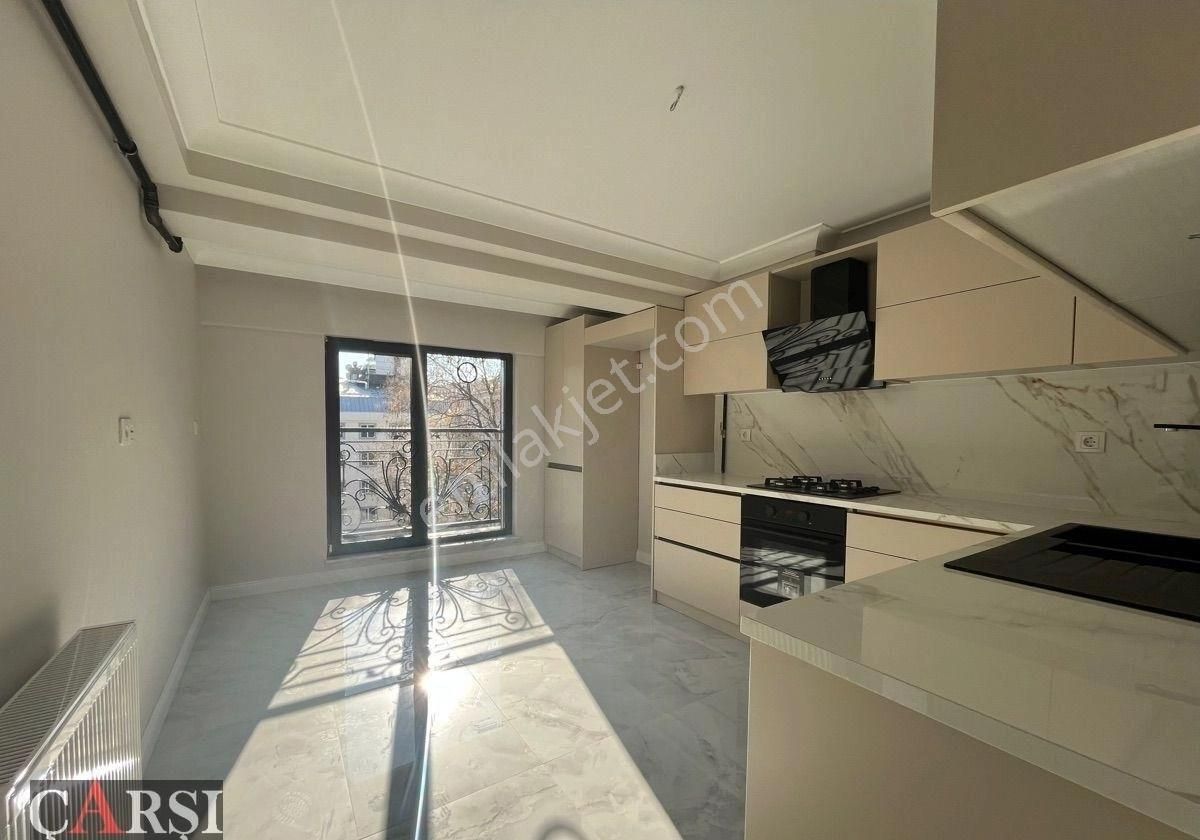 Çarşı”dan Köşe Parselde Manzaralı Dubleks Teras - Görsel 13