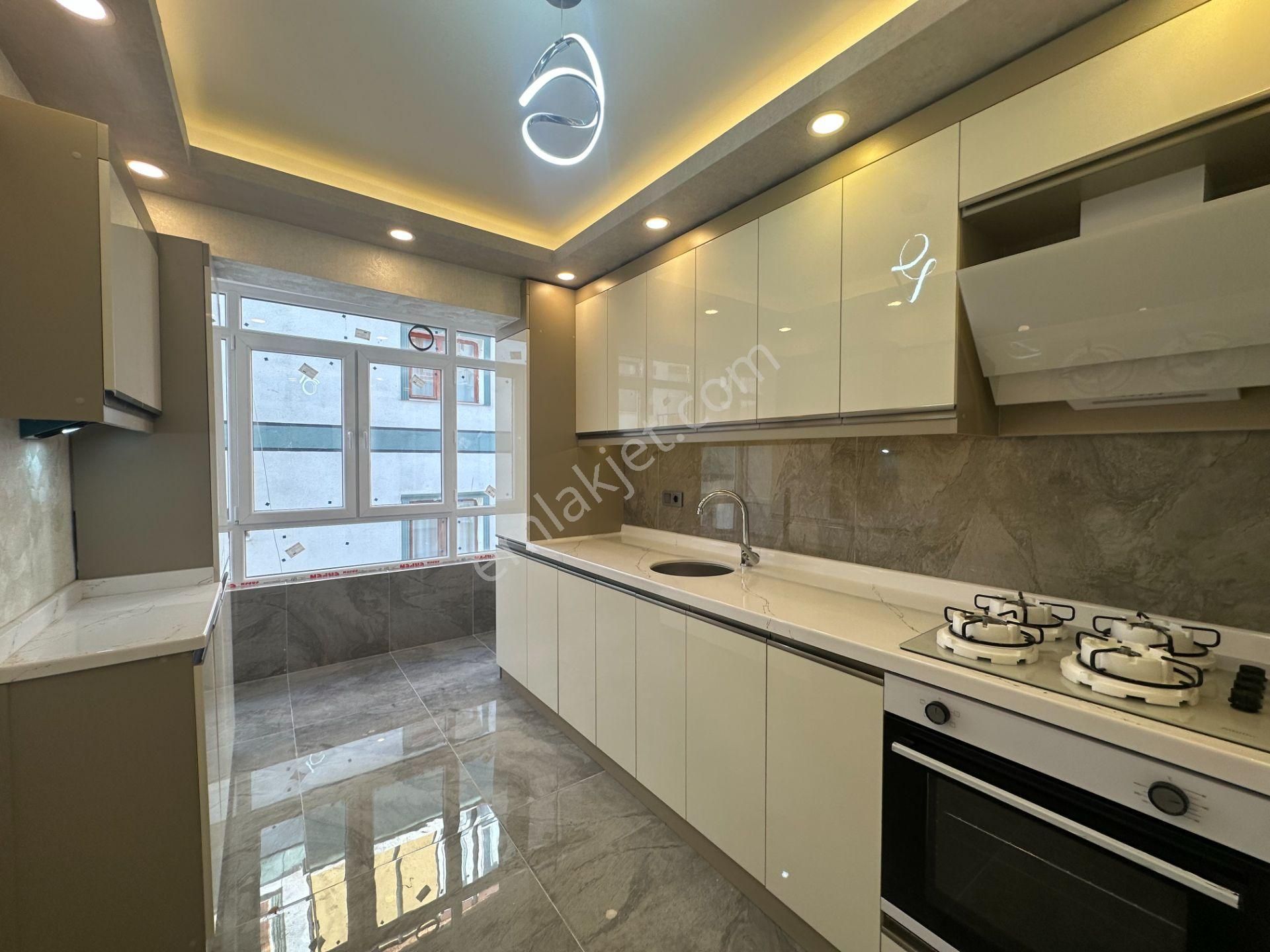 Etimesgut Süvari Mah. Gimsa Yürüme Mesafasinde Ara Kat Lüks 3+1 - Görsel 8