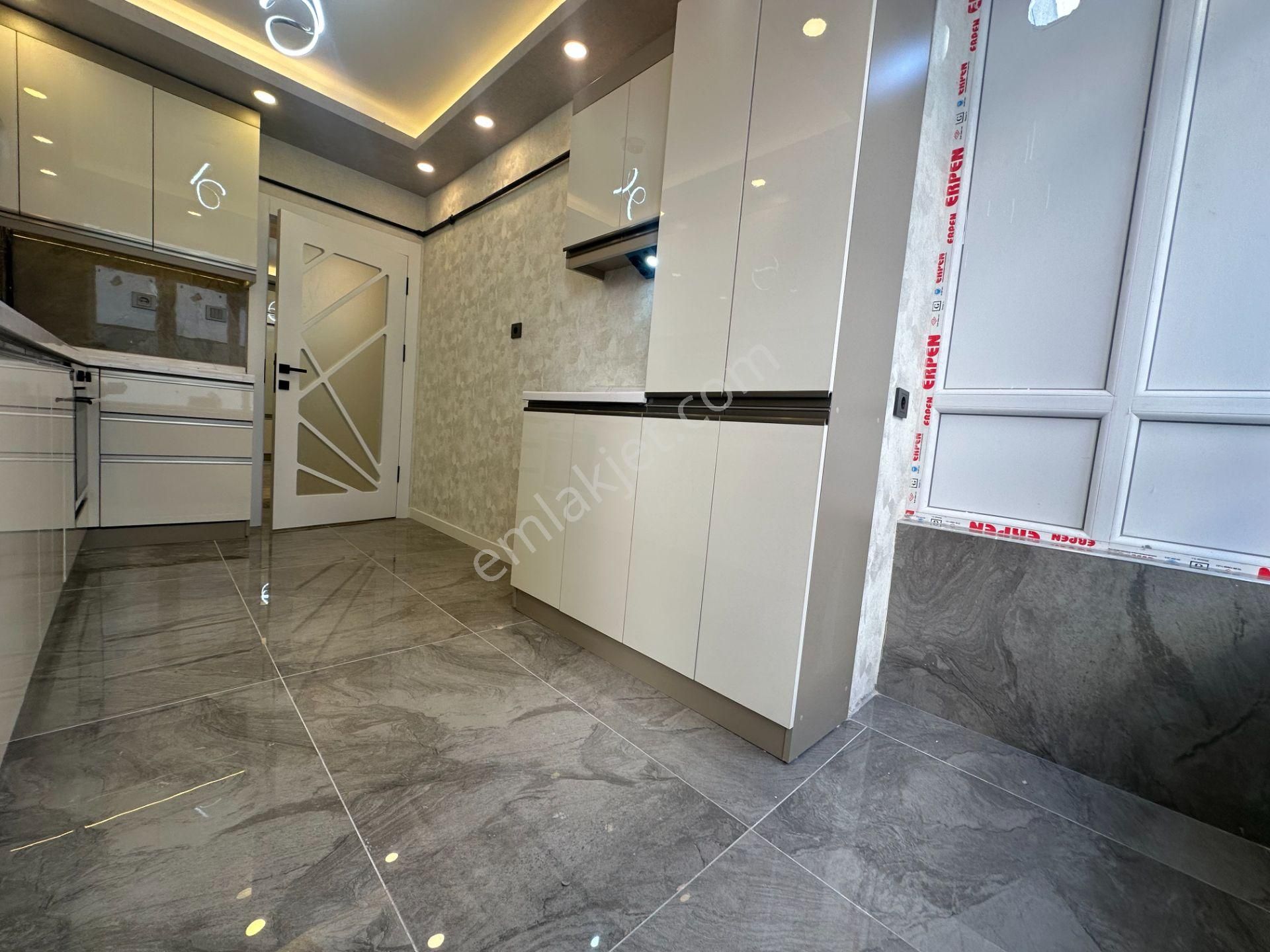 Etimesgut Süvari Mah. Gimsa Yürüme Mesafasinde Ara Kat Lüks 3+1 - Görsel 12