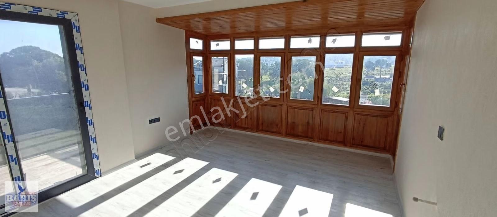 Mordoğan Barış Emlaktan Cumbalı Özel Yapım 2+1 Sıfır Villa - Görsel 7