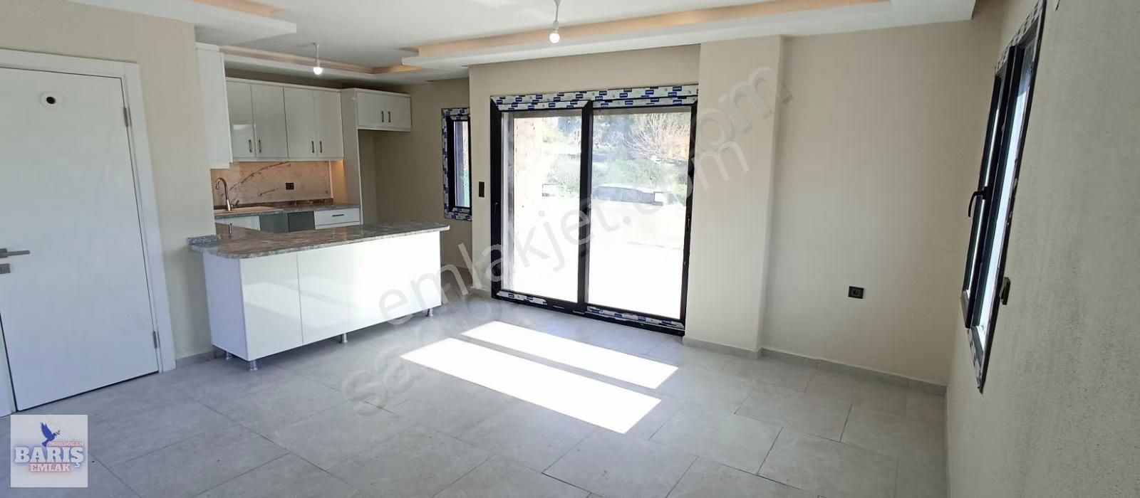 Mordoğan Barış Emlaktan Cumbalı Özel Yapım 2+1 Sıfır Villa - Görsel 15