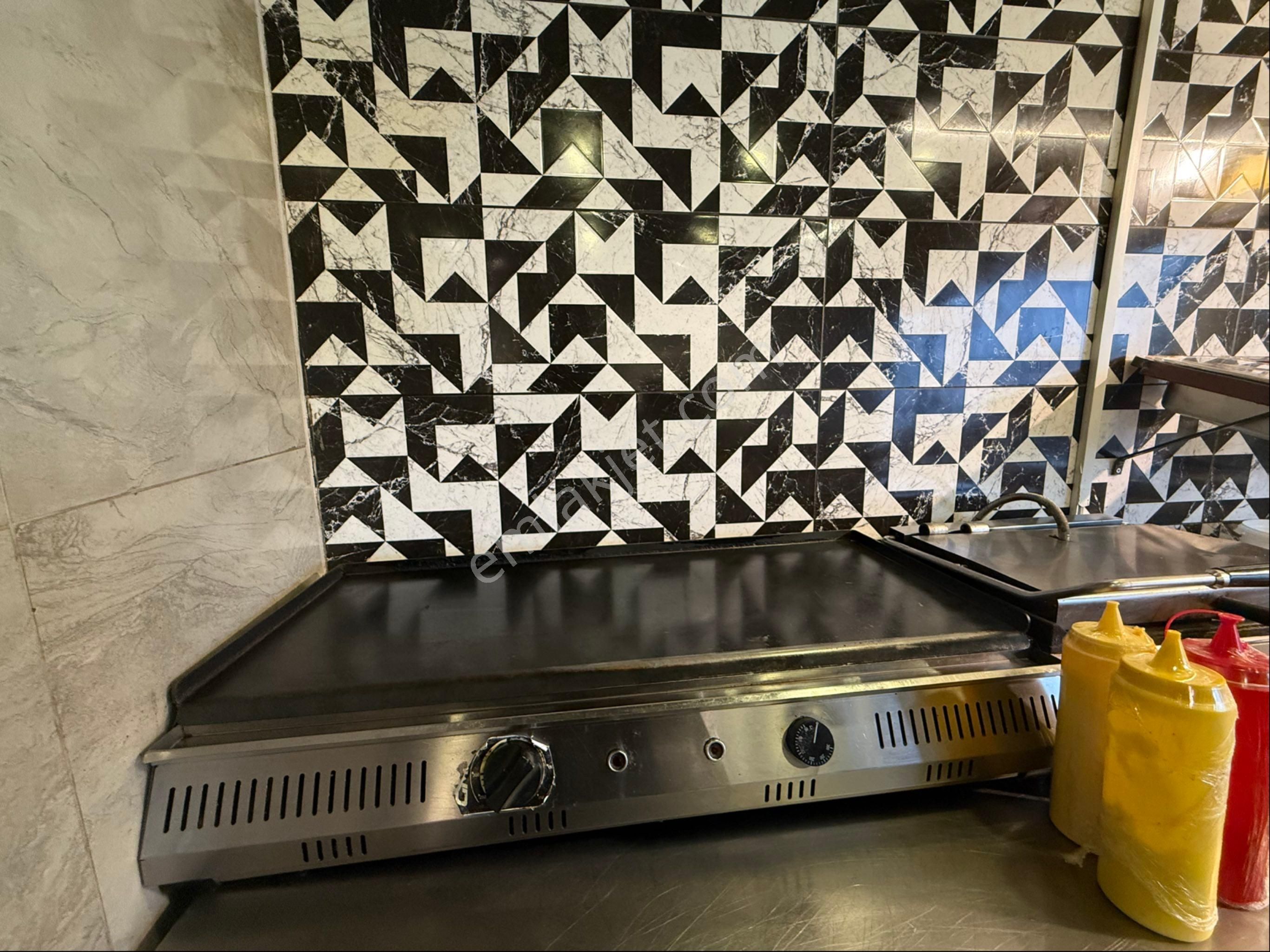 Şehirin Göbeğinde Kurulu Düzen Devren Satılık Fast Food Dükkanı - Görsel 20