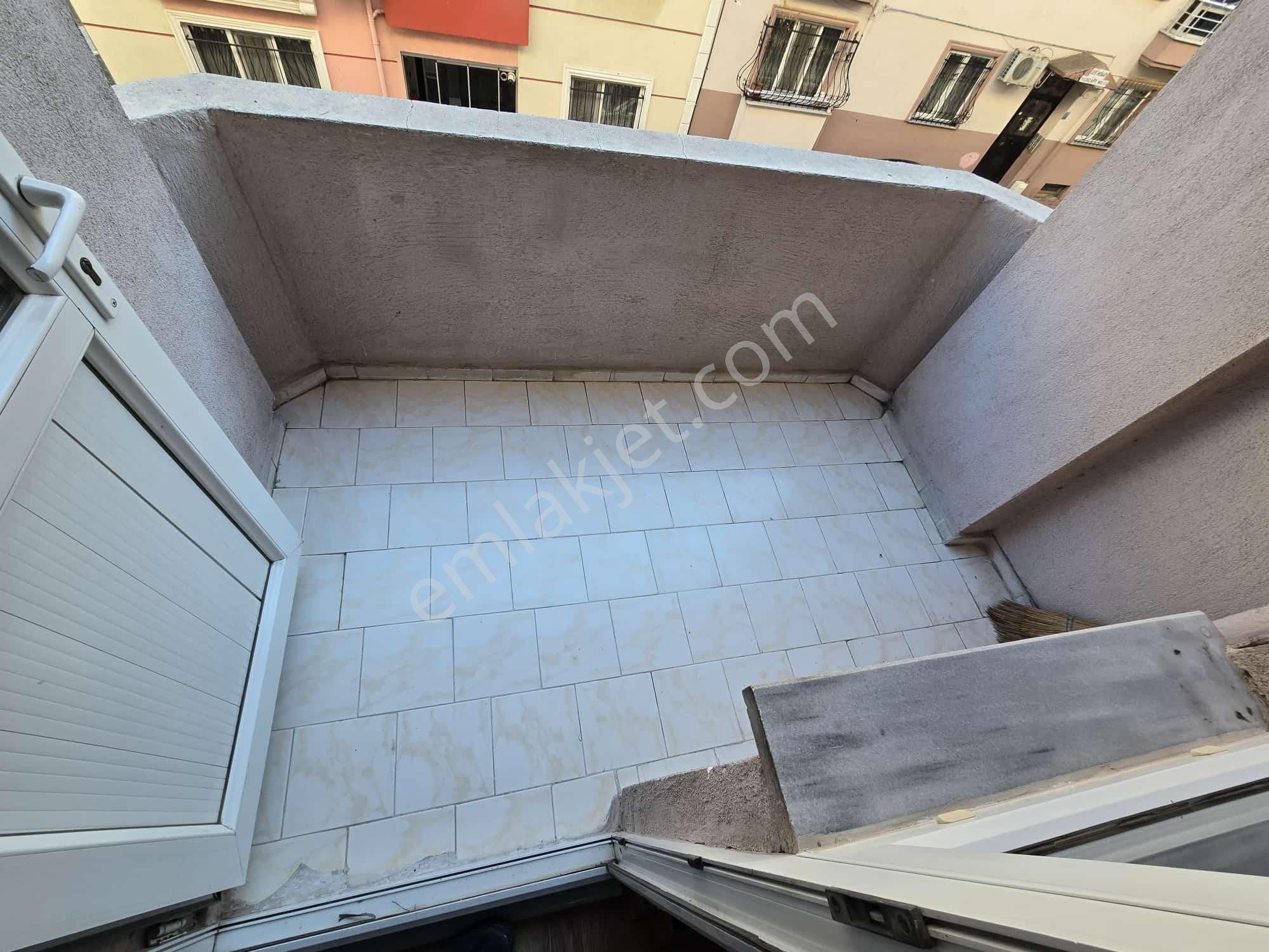 Çorluda Satılık Şinasi Kurşun Cad Yakını 3+1 Masrafsız Daire - Görsel 8