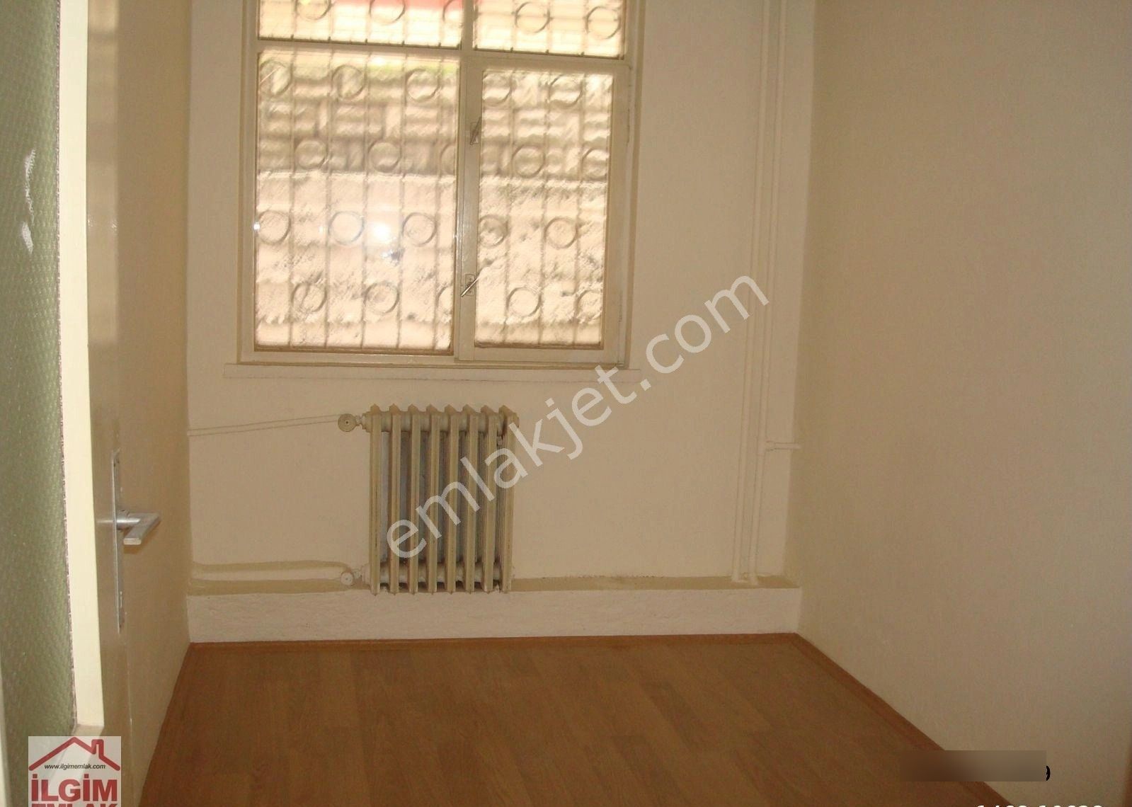 Kolej Samur Sokak'ta Kiralık 2+1 Bahçe Katı - Görsel 2