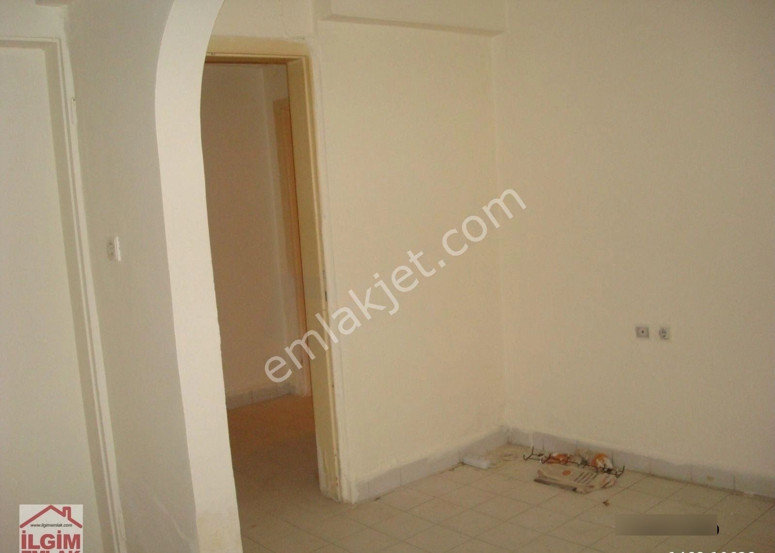 Kolej Samur Sokak'ta Kiralık 2+1 Bahçe Katı - Görsel 14