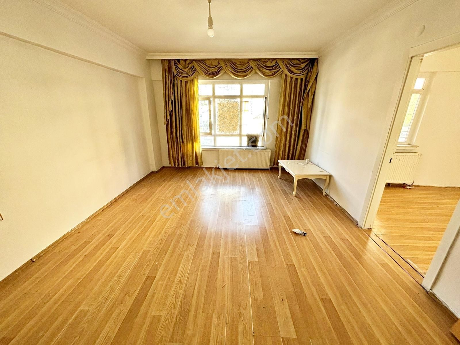 Valentia'dan Cadde Yakını Ara Katta Kiralık 3+1 Daire !!! - Görsel 9