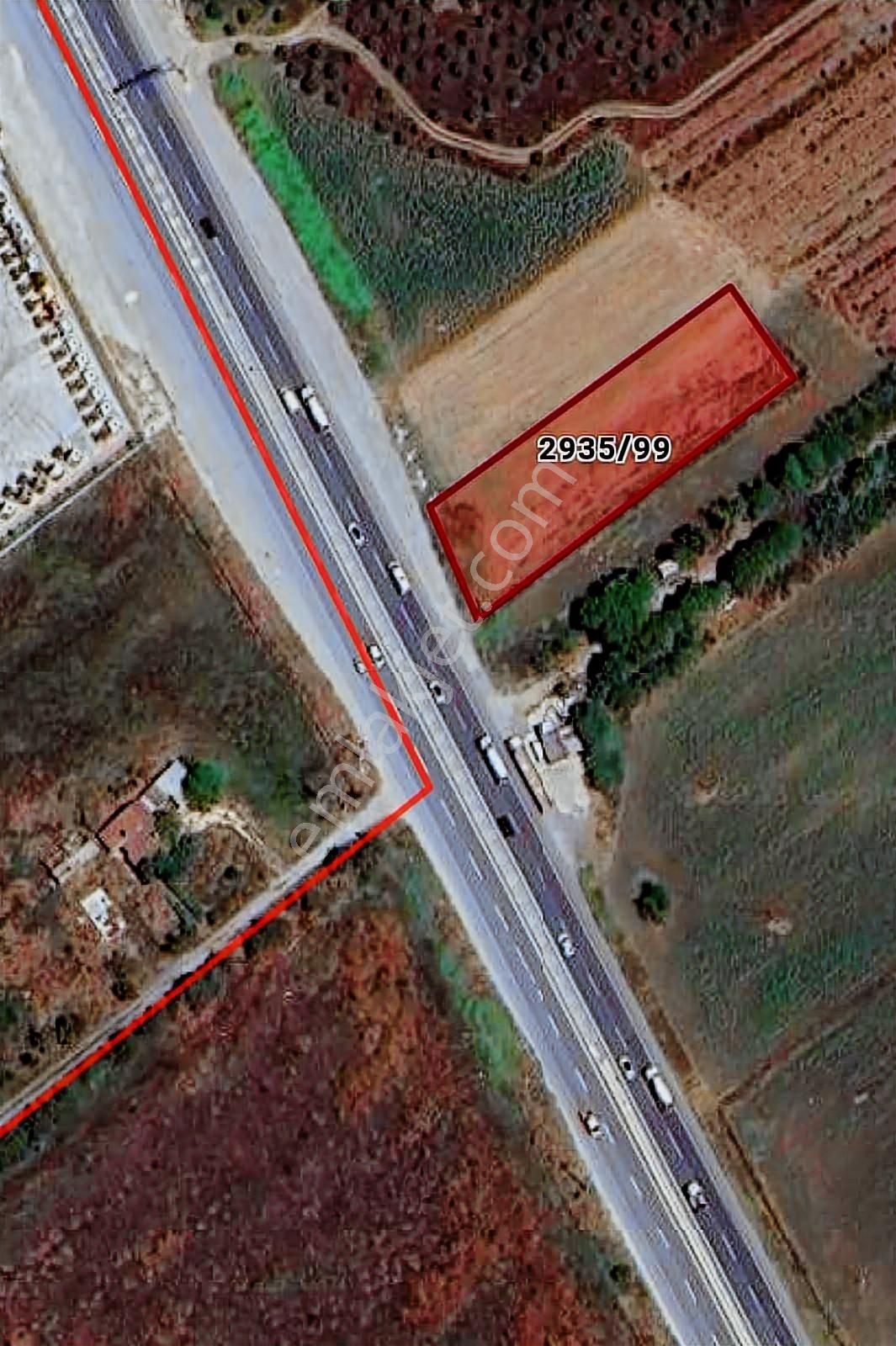 Çatalca Yolu Üzerinde Ana Yola 30 Metre Cepheli Gümrüğe Yakın