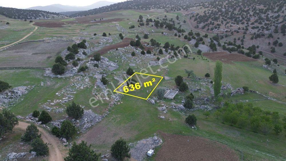 Karaman / Merkez / Yukarı Kızılca Mahallesinde 636 M² Müstakil Tapulu Tarla