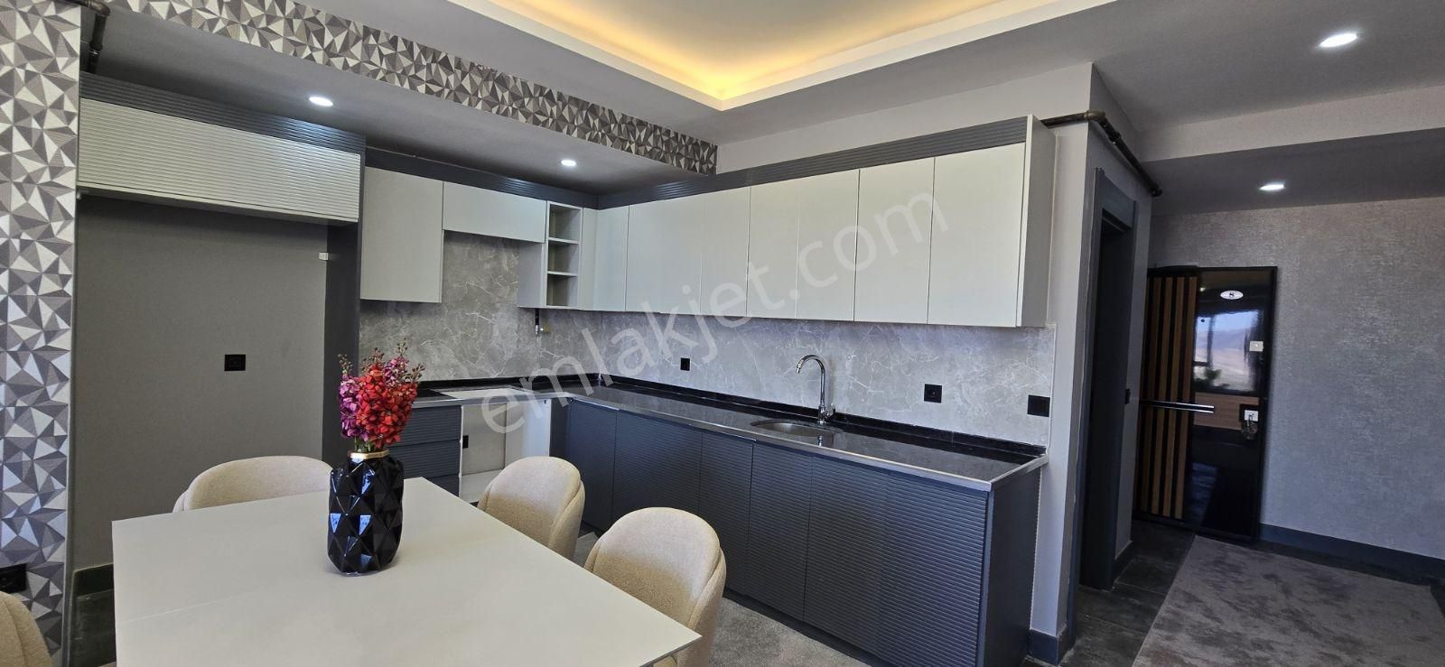 Çözüm'den Full Eşyalı Satılık 2+1 Ultra Lux Daire... - Görsel 14