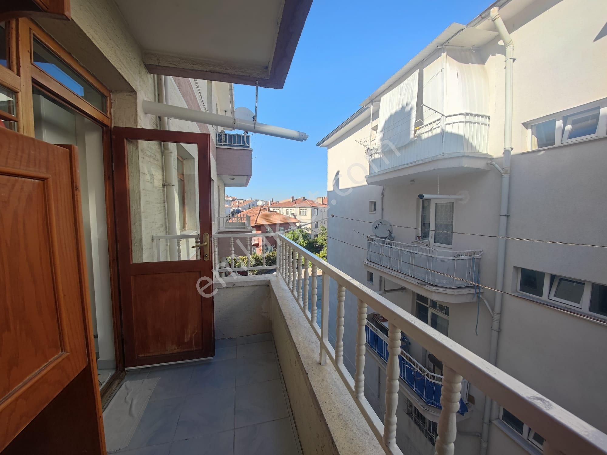 Akşemsettin Mh 3+1 Ara Katta Bağımsız Satılık Daireee - Görsel 17
