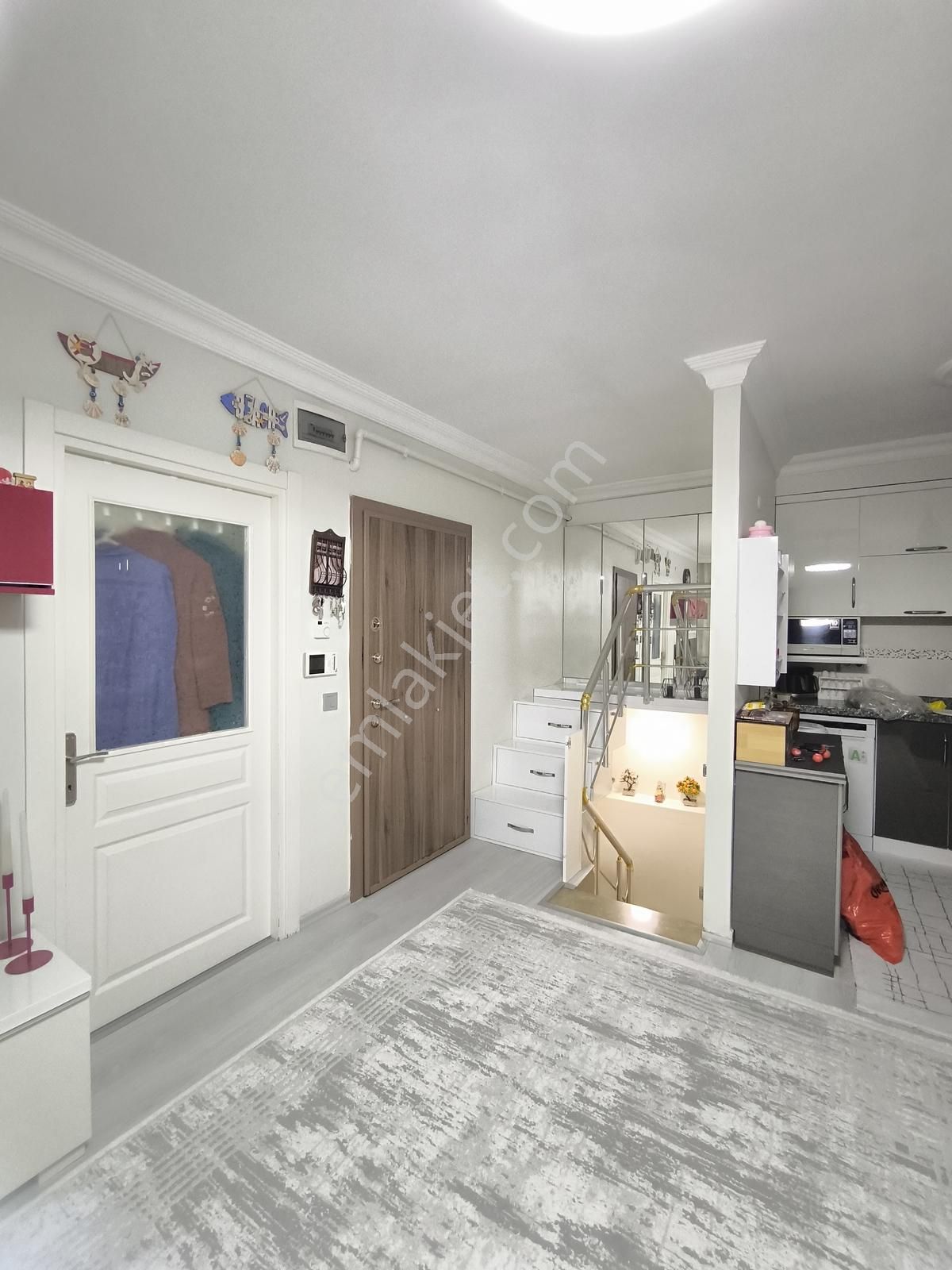 Çekmeköy Hamidiye De, Özel Tasarım 3+1 Bahçeli Ters Dubleks - Görsel 10