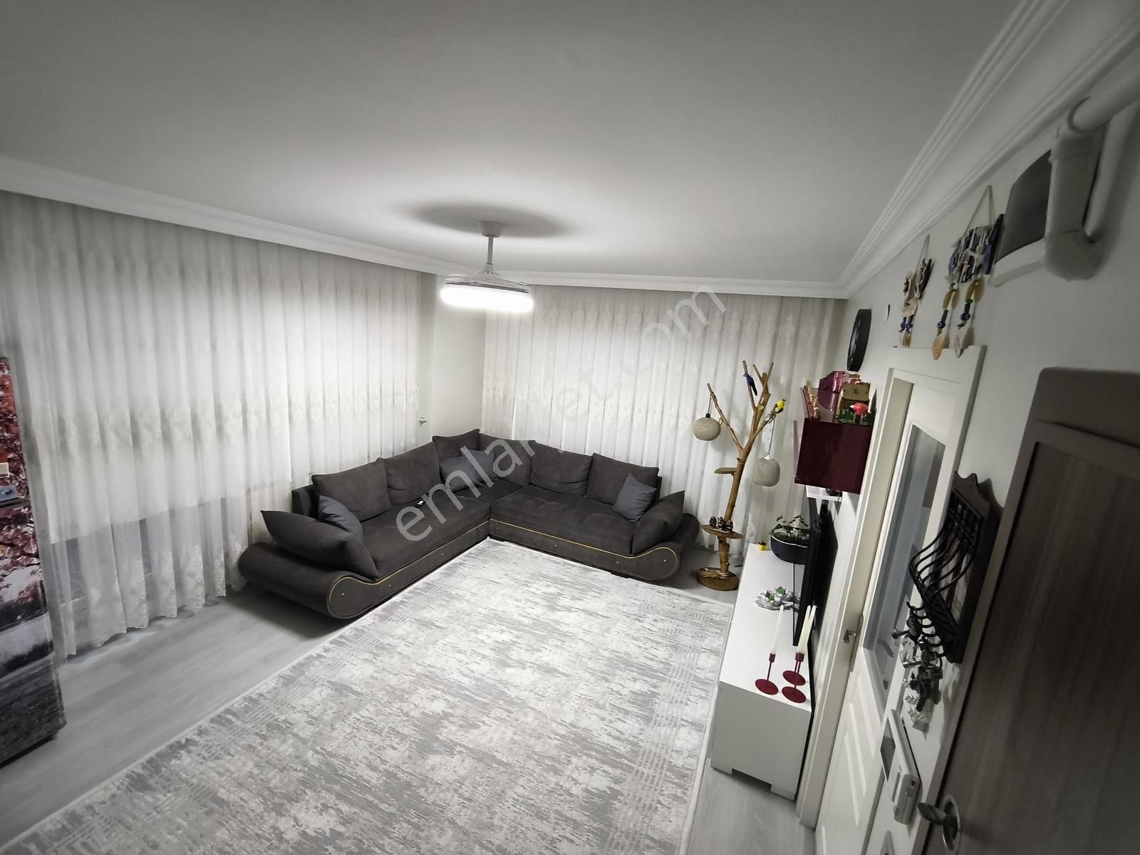 Çekmeköy Hamidiye De, Özel Tasarım 3+1 Bahçeli Ters Dubleks - Görsel 2