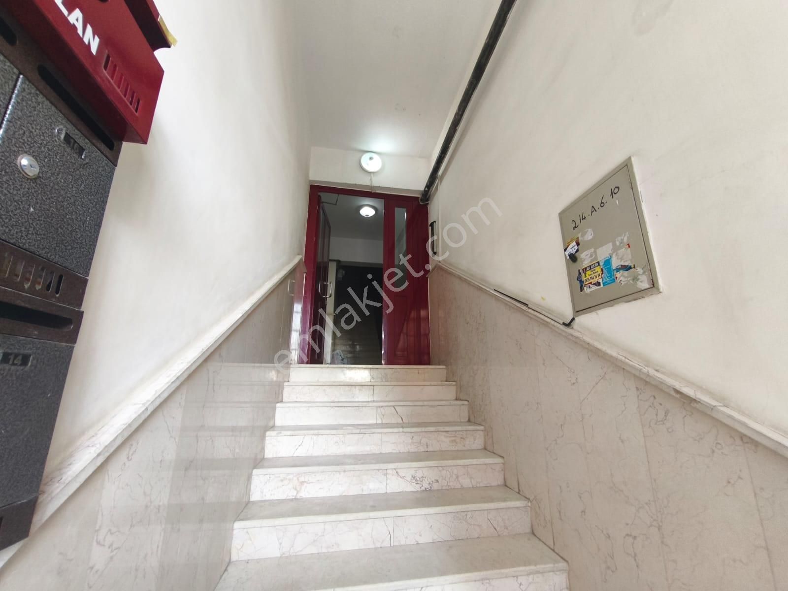 Atanora Vadi'den Dikmen Merkezde Asansörlü 2 Banyolu Geniş Metraj Cadde Paraleli 3+1 - Görsel 27