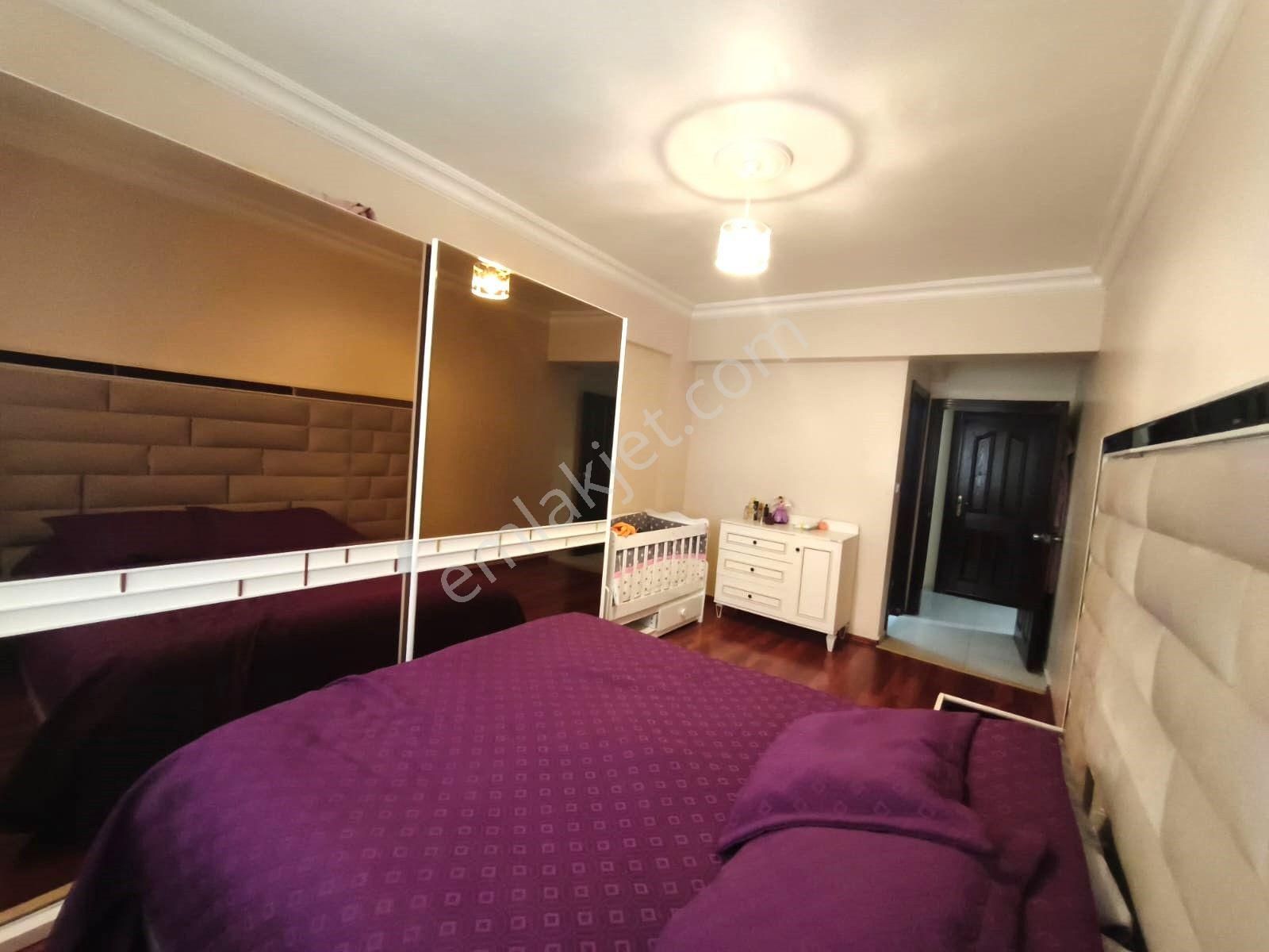 Atanora Vadi'den Dikmen Merkezde Asansörlü 2 Banyolu Geniş Metraj Cadde Paraleli 3+1 - Görsel 9